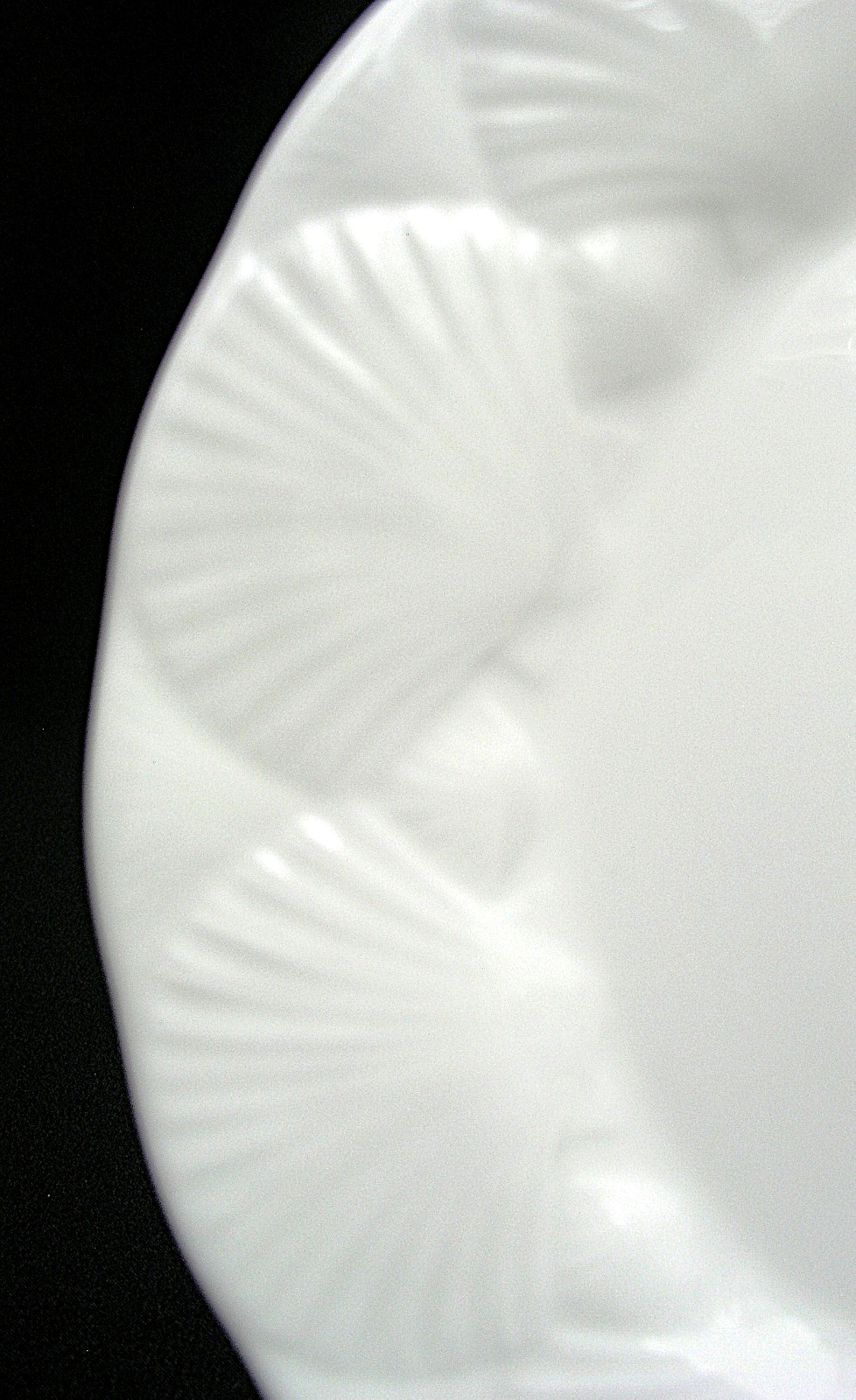 (2) WEDGWOOD OCEANSIDE 8 1/8″ SALAD PLATES – BONE CHINA – MADE IN ENGLAND