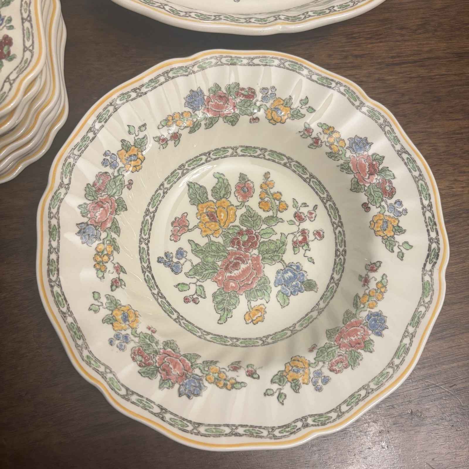 Royal Doulton Cavendish D5009 China Lot 10 Pc Square plates Serving bowl