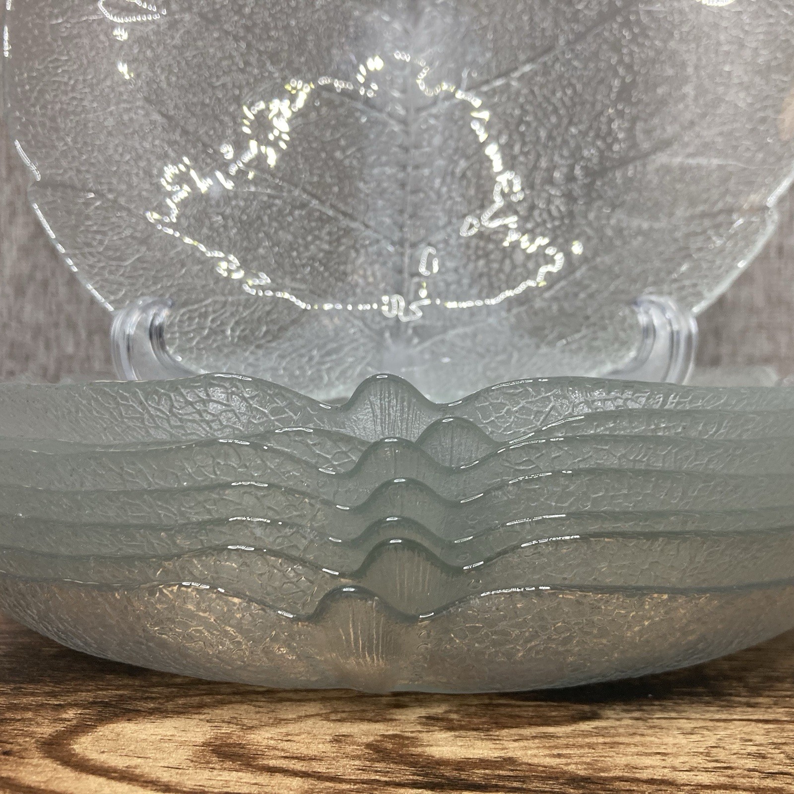 Set of 8 Vintage Arcoroc France Aspen Leaf Clear Tempered Glass Dinner Plates