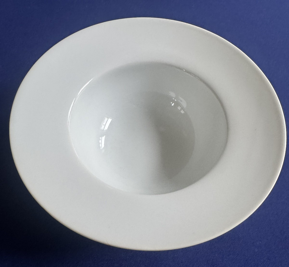Pottery Barn Great White Rimmed Pasta Soup Bowl Replacement • 7 7/8″