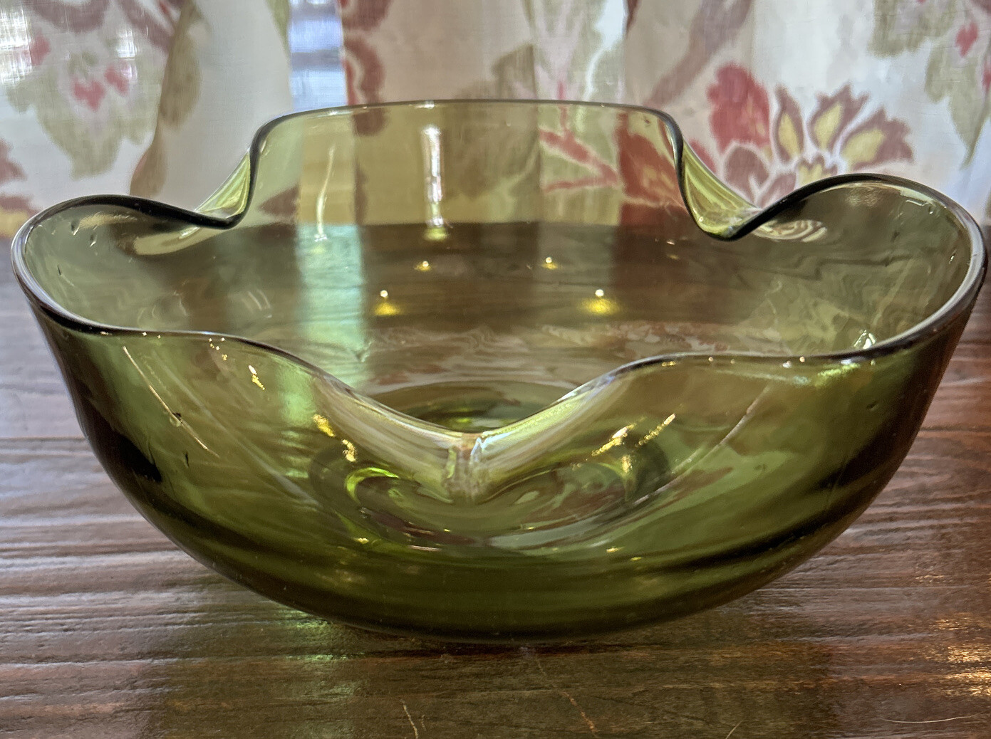 Vintage Anchor Hocking Glass Green Bowl Folded Pinched Sides Dish 9″