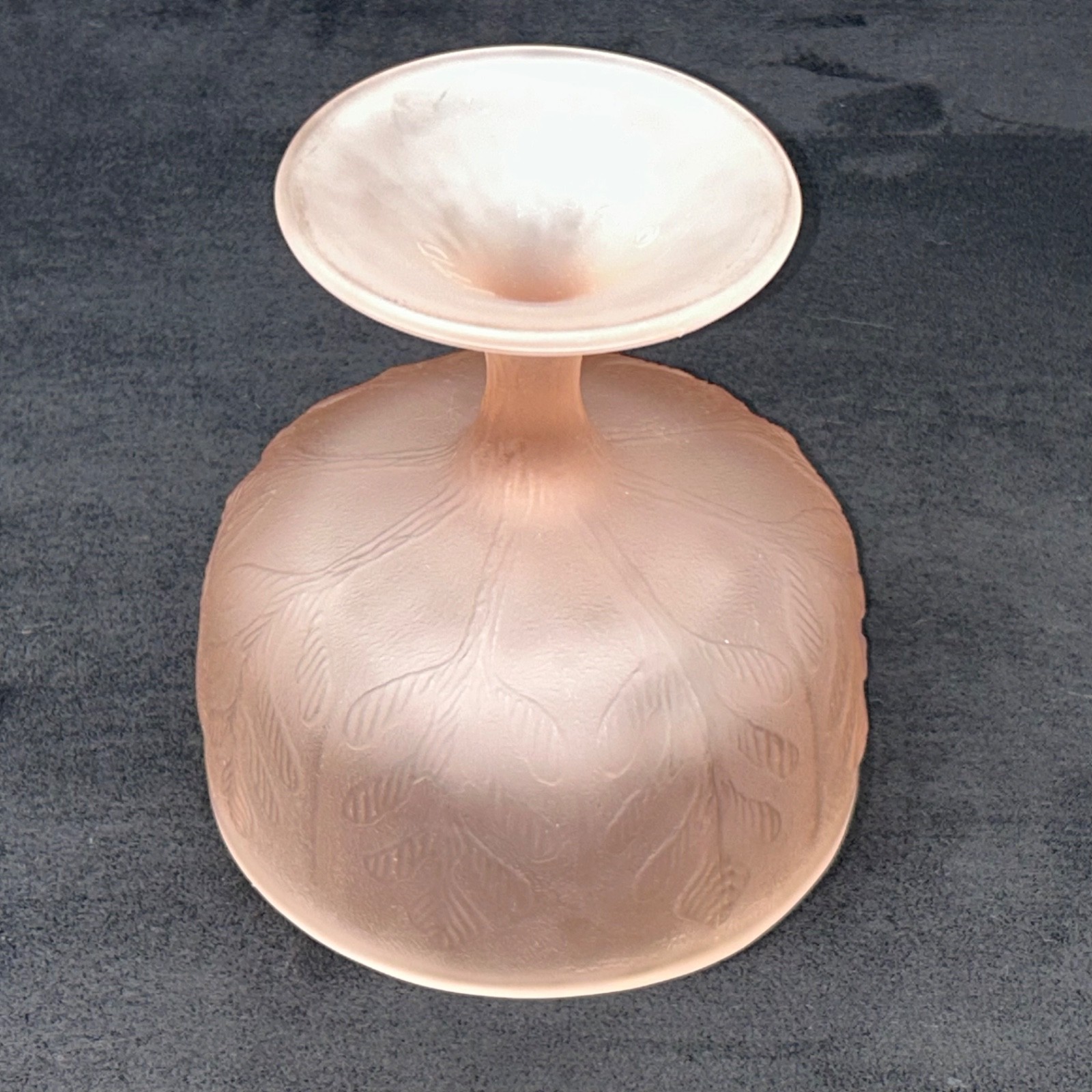 FTD Frosted Pink Glass Pedestal Candy Bowl Planter With Oak Leaf Design 1978