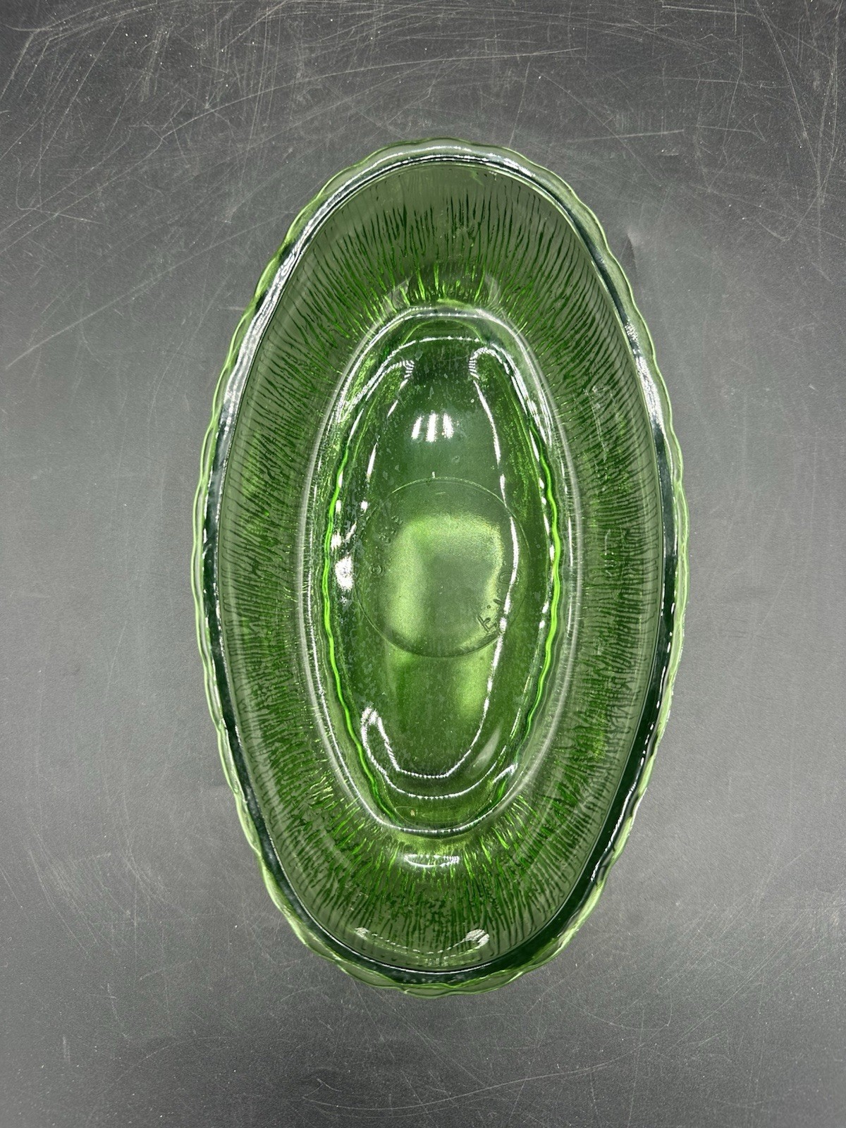 Vintage 9.25″ FTD 1975 Green Oval Glass Bowl