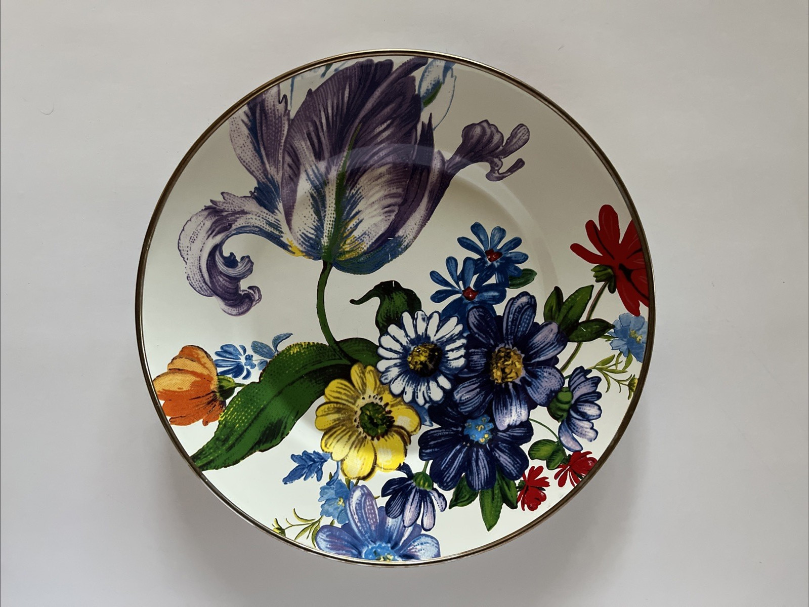 Lot Mackenzie Childs 10.25″ white flower market enamel dinner plates