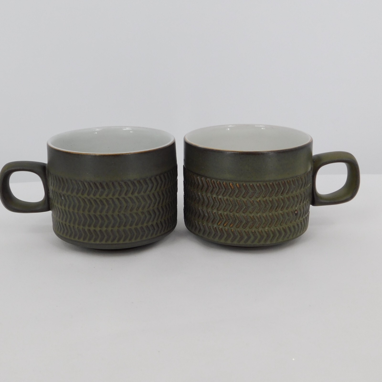 Set of 2 Denby Camelot Dark Green Flat Cup 2 1/2″ tall Chevron Pattern Vintage