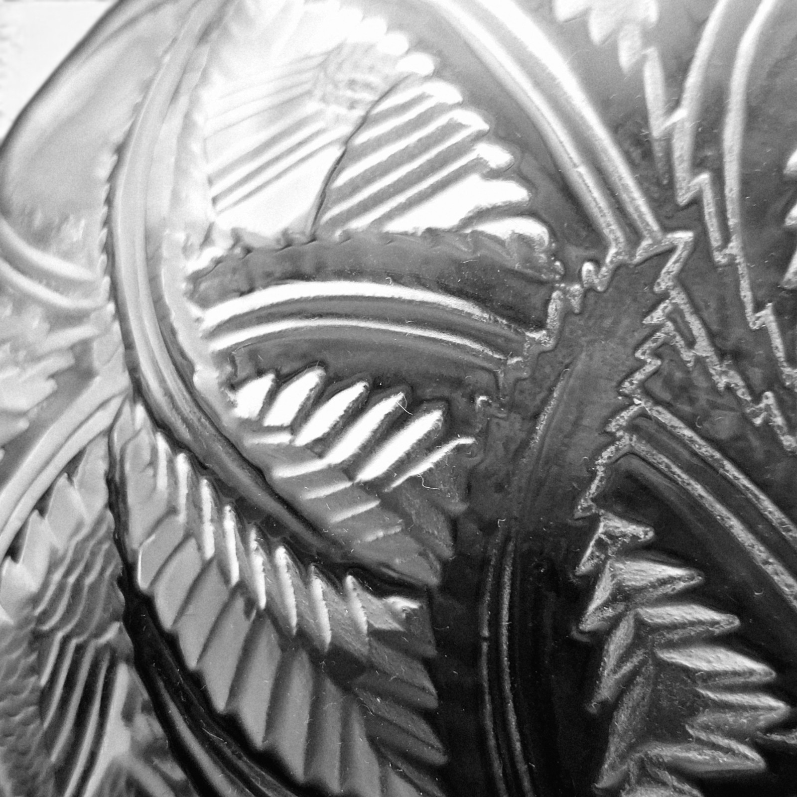 VTG Lalique France Pinsons Crystal Centerpiece Bowl Frosted Finches Signed 9.125