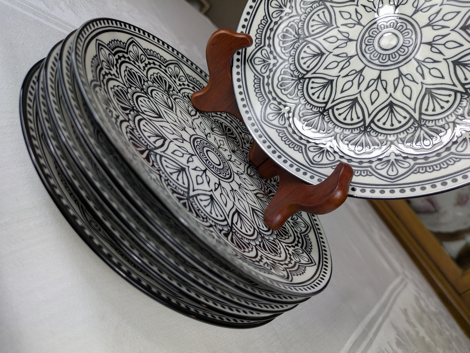 Set 6 Royal Norfolk Black & White Mediterranean Ceramic Salad Plates 7.5 NEW