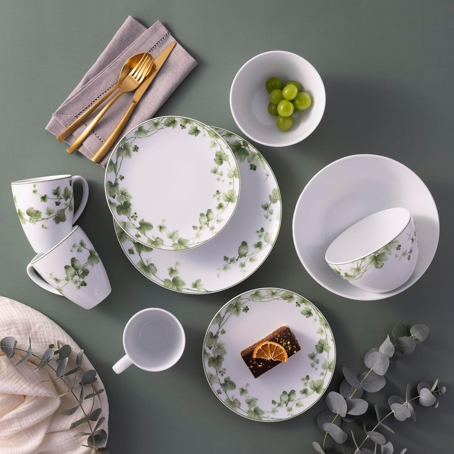Ivy Whisper 4-Piece Place Setting for One – Elegant Dining Experience