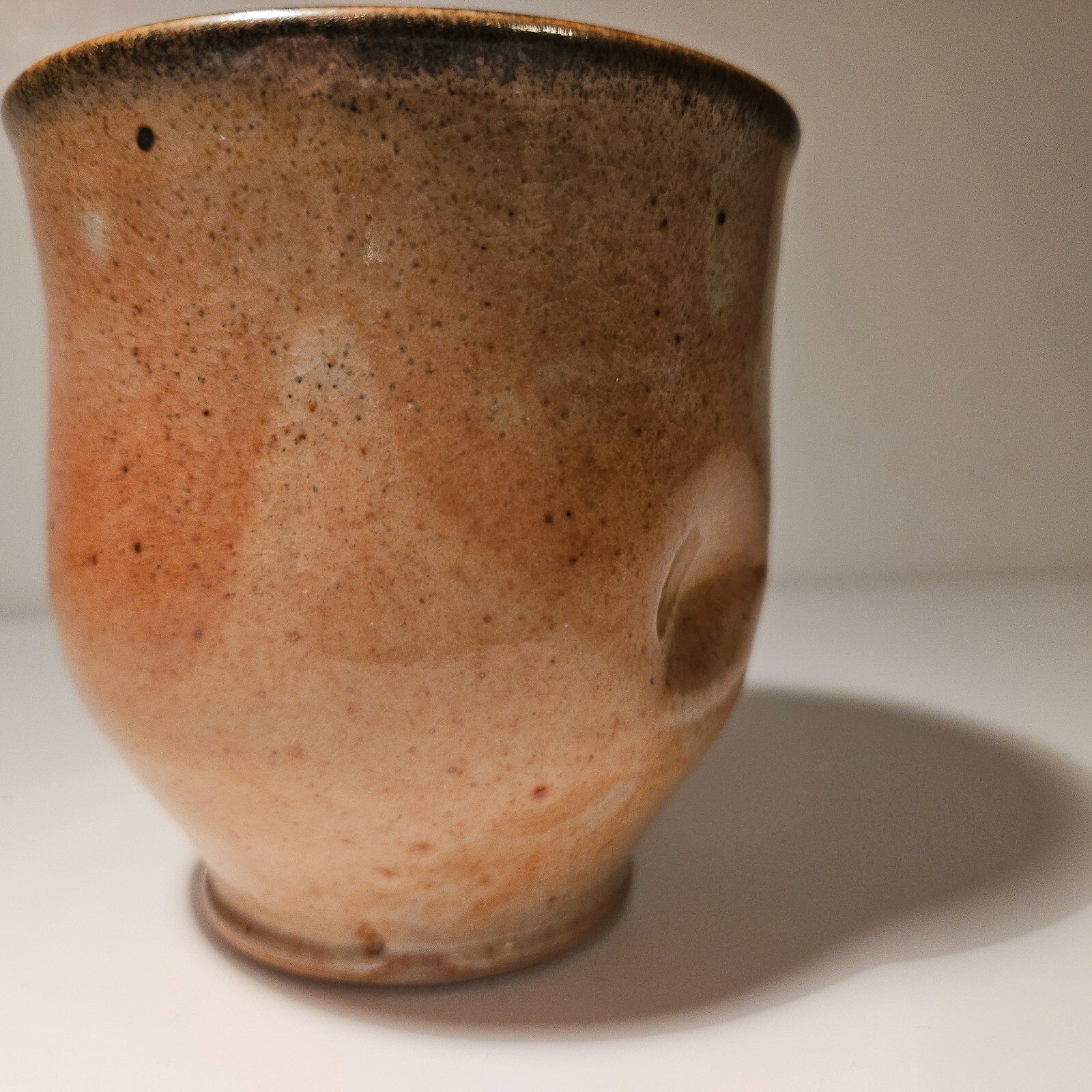 Marti Mocahbee Studio Pottery Cup Mug Thumb Print Indent Signed 3.75″H 12 oz USA