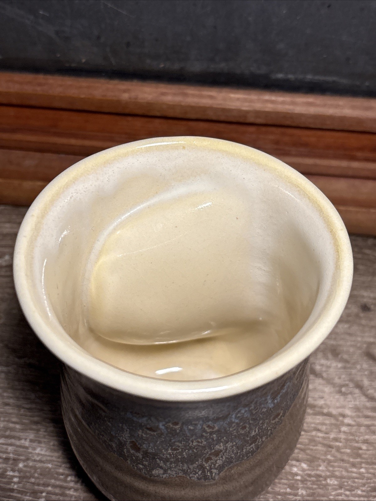 Neher Art Pottery Hand Warmer Mug Signed Tan Blue Gray Drip Glaze 2019 E11