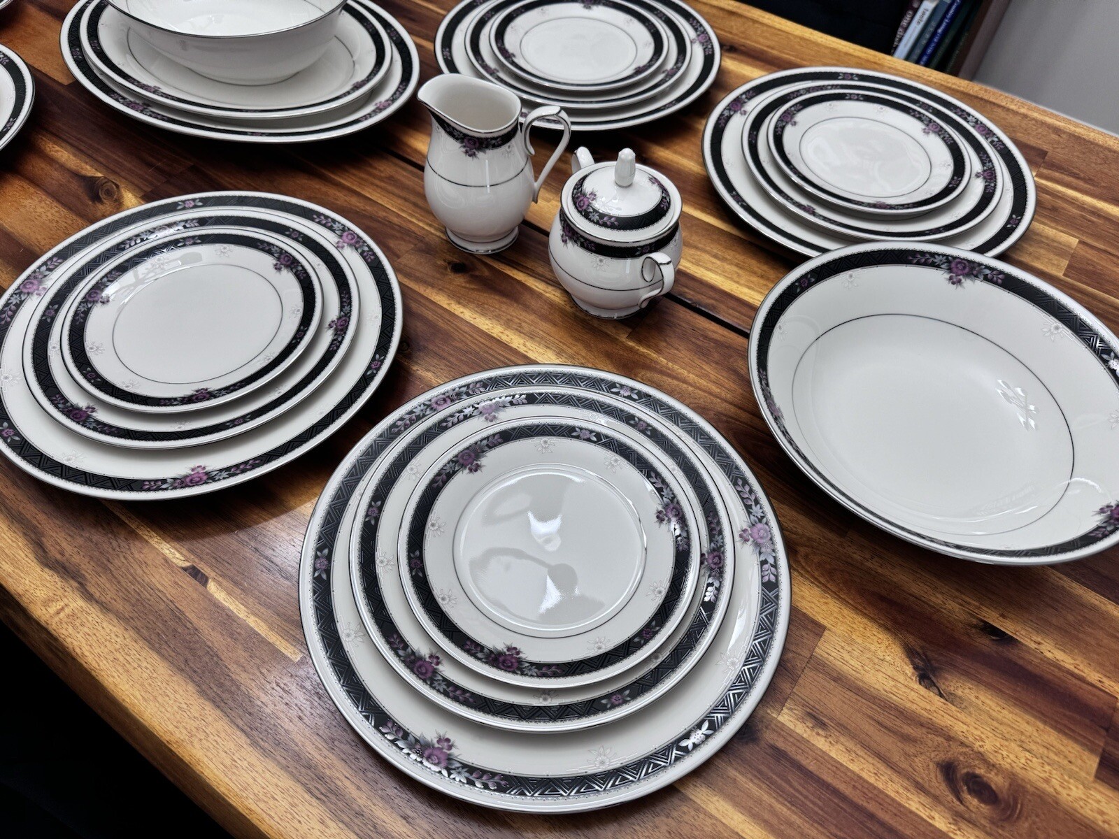 81pc NORITAKE IVORY CHINA ETIENNE 7260, TWELVE 6 PIECE PLACE SETTINGS JAPAN MINT