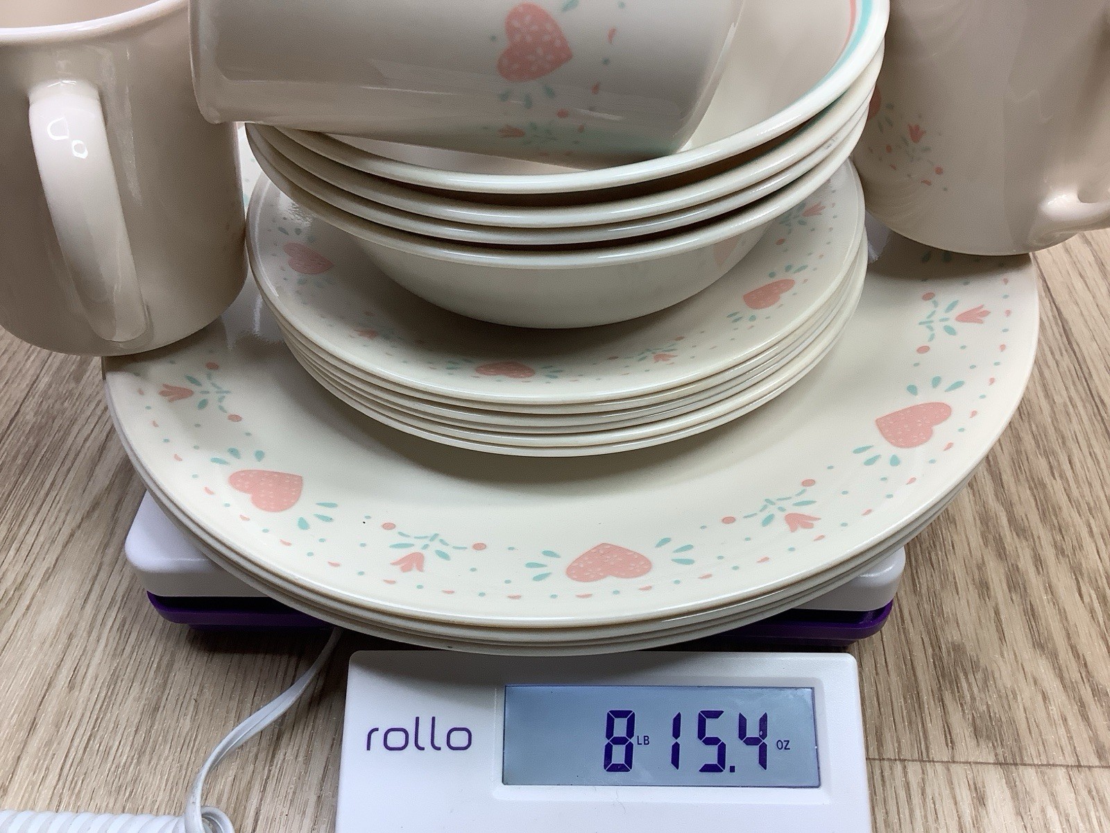 Corelle Forever Yours 18 Pc Dinnerware Set (Service for 4) PLUS 2 Extra Plates