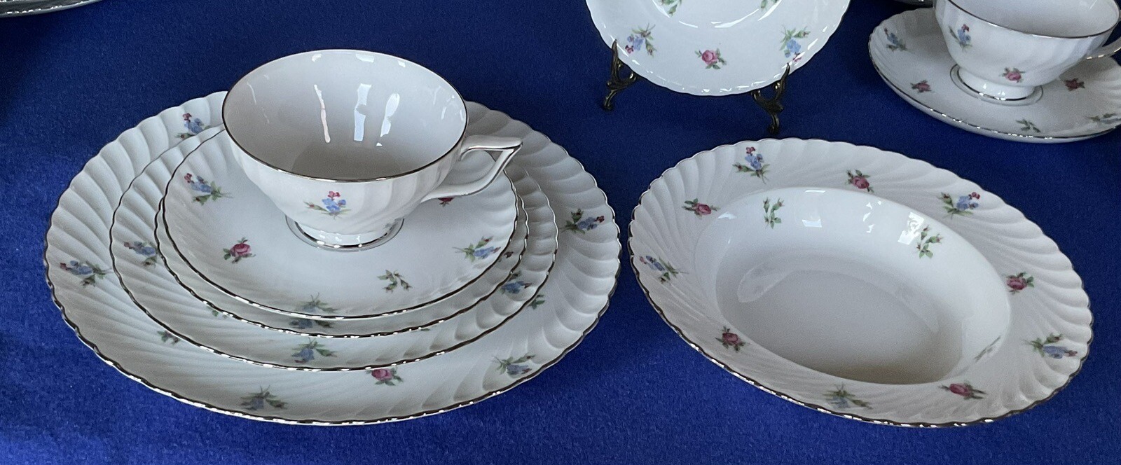 Royal Tettau 1794 Germany “Dresden Flowers” 7 Pieces, 8 Place Setting + Serving