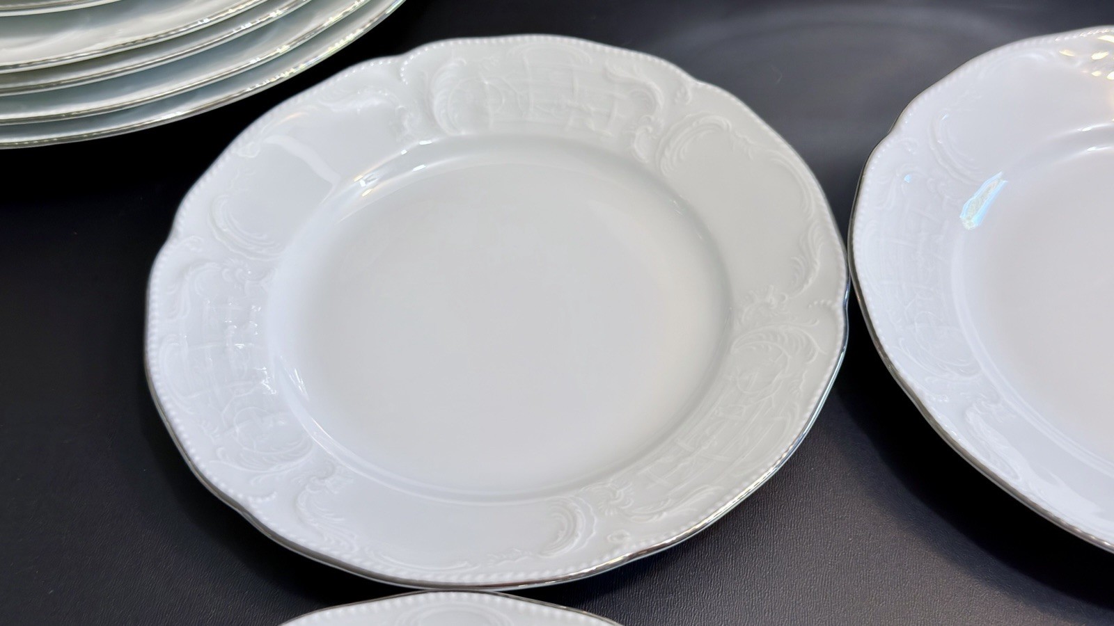 VTG Rosenthal Germany Sanssouci White Embossed 15Pc Dinner Set 5place Setting EC