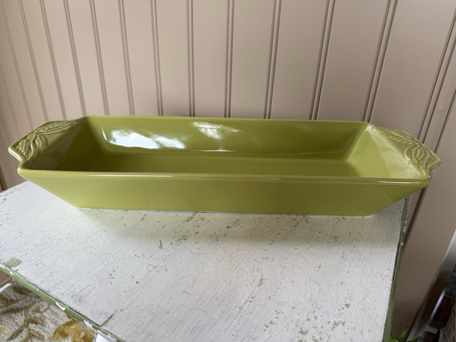 Pfaltzgraff Plymouth Bread tray Wheat Embossed Serving Dish Green