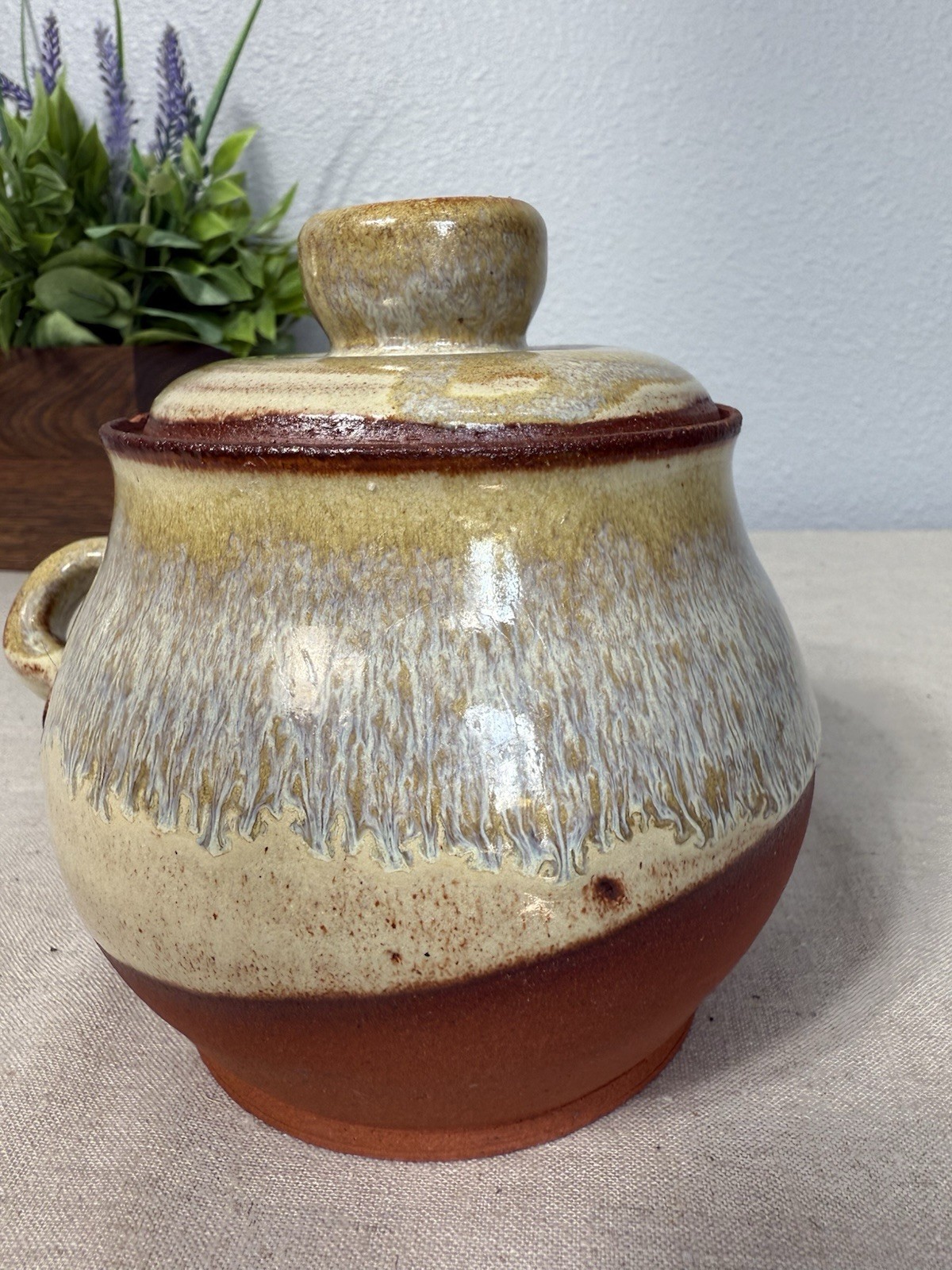 ARTIST SIGNED MULTI COLOR STUDIO POTTERY POT WITH LID