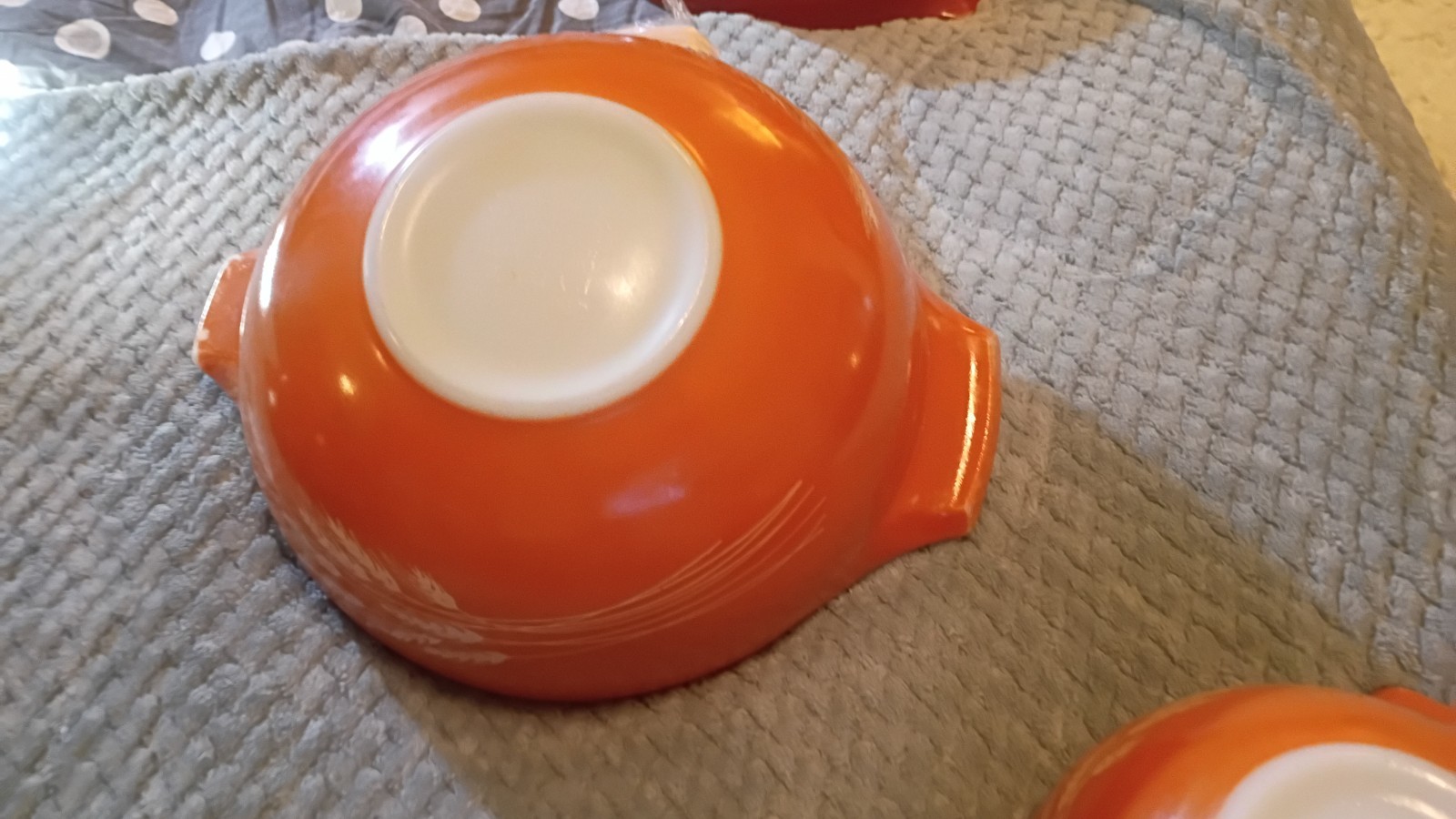 Vintage Autumn Harvest Pyrex set of 4.