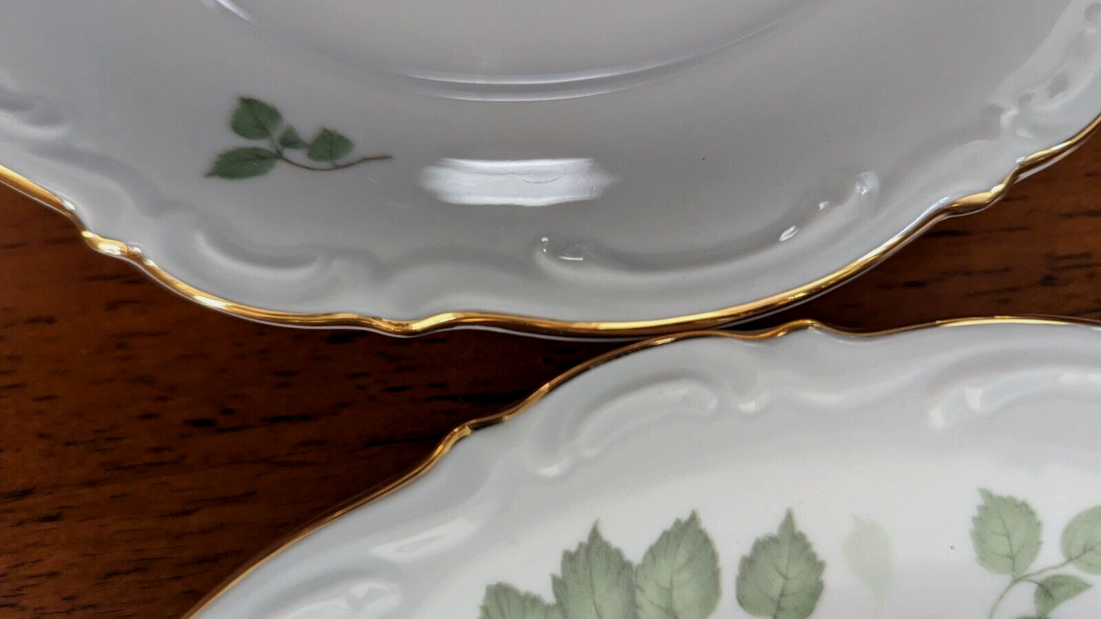 Set of 4 Vintage Mitterteich “Green Leaves” 6 3/4″ Bread/Dessert Germany Perfect