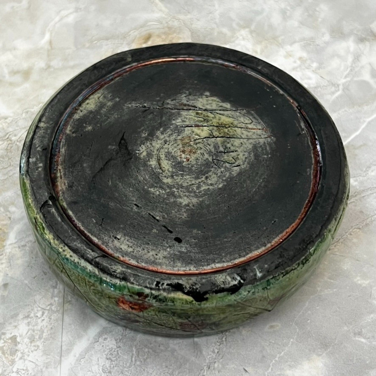 Art Studio Pottery Trinket Bowl Green Glaze Leaf Motif Iridescent Signed