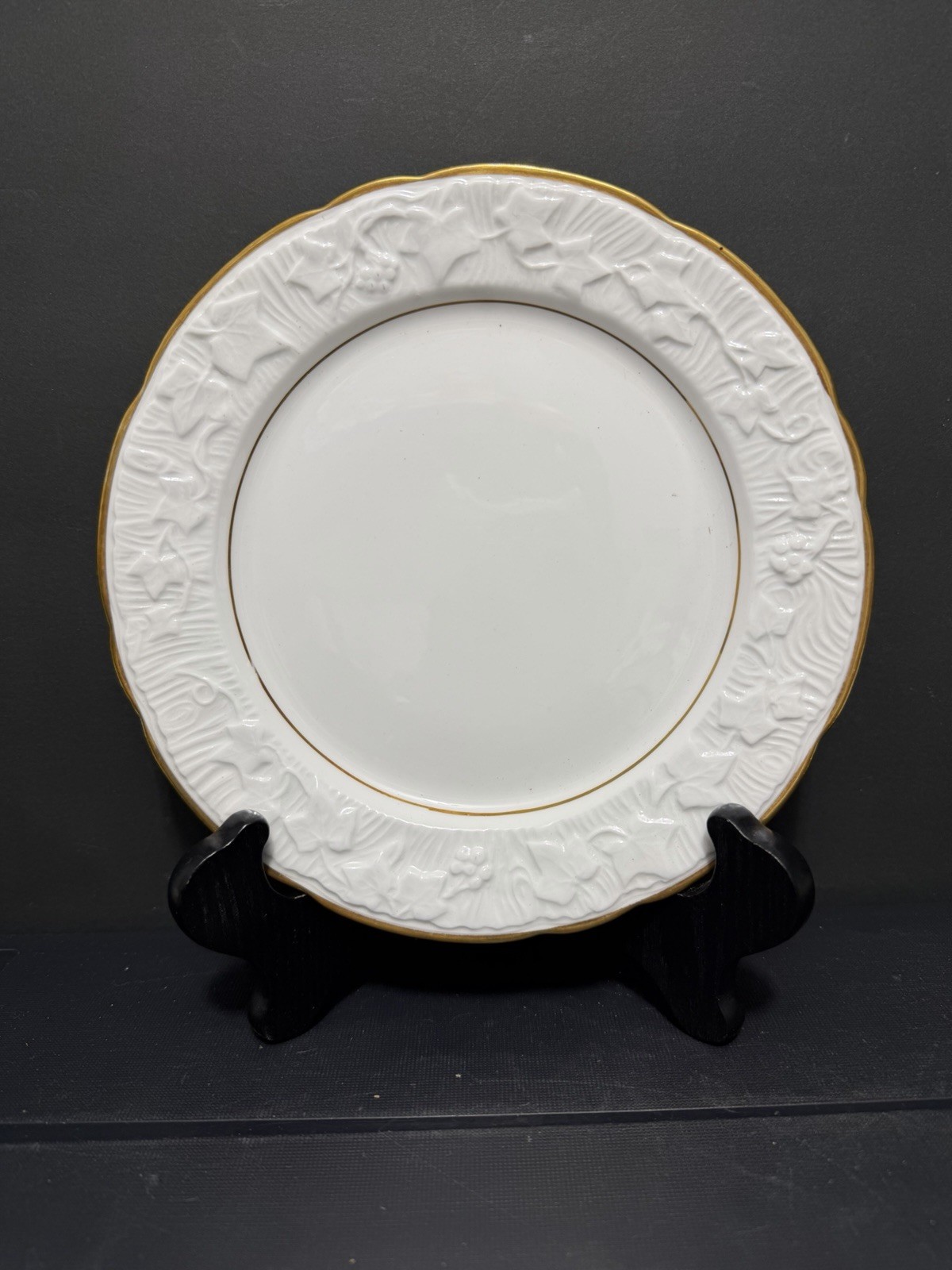 ROYAL STAFFORD OLD ENGLISH OAK Set of 5 Salad Plates 8 1/4″ Gold trim (B071*)