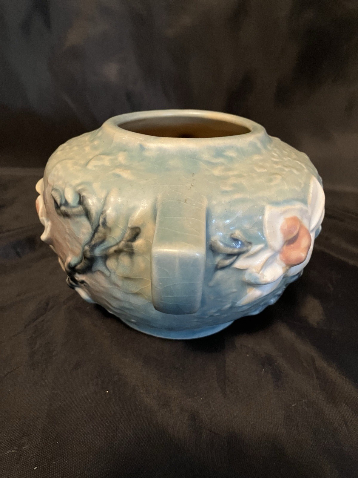 Vintage ROSEVILLE MAGNOLIA BLUE #446-4 ART POTTERY DOUBLE HANDLE BOWL 1943