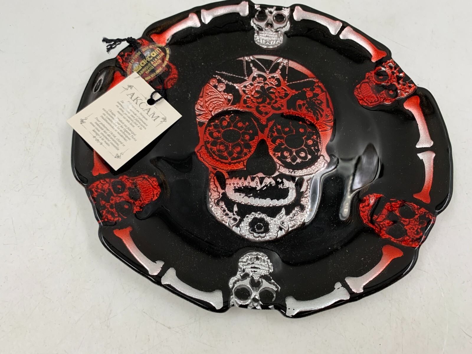 Akcam 8in Sugar Skull Red & Black Glass Plate BB01B02043