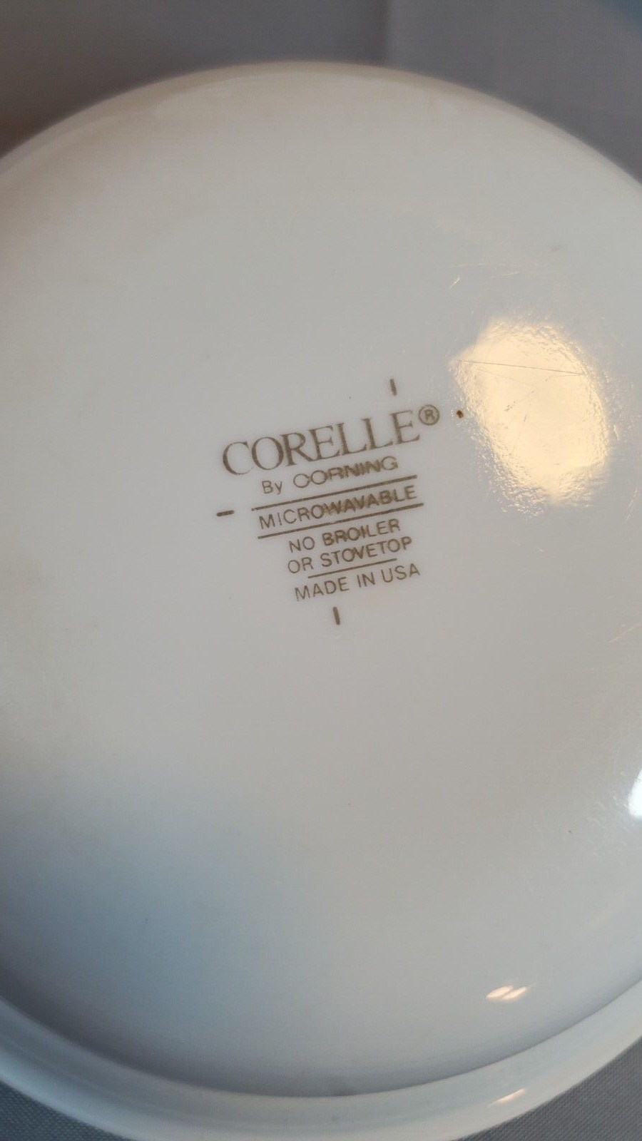 Corelle Winter Frost White Cereal or Soup Bowls 6.25 in. Set of 4 Vintage