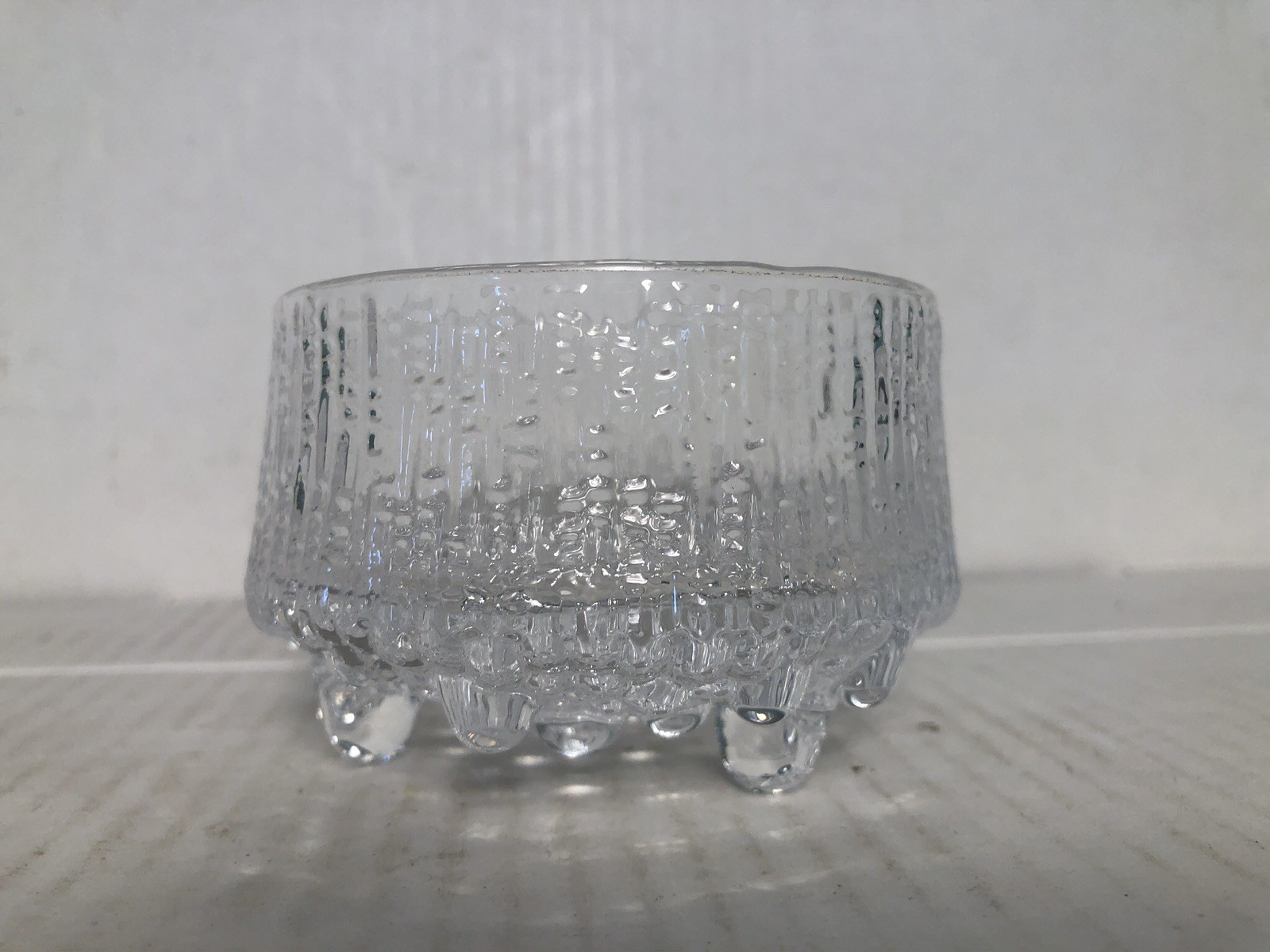 IITTALA FINLAND ULTIMA THULE SMALL BOWL 3 INCHES
