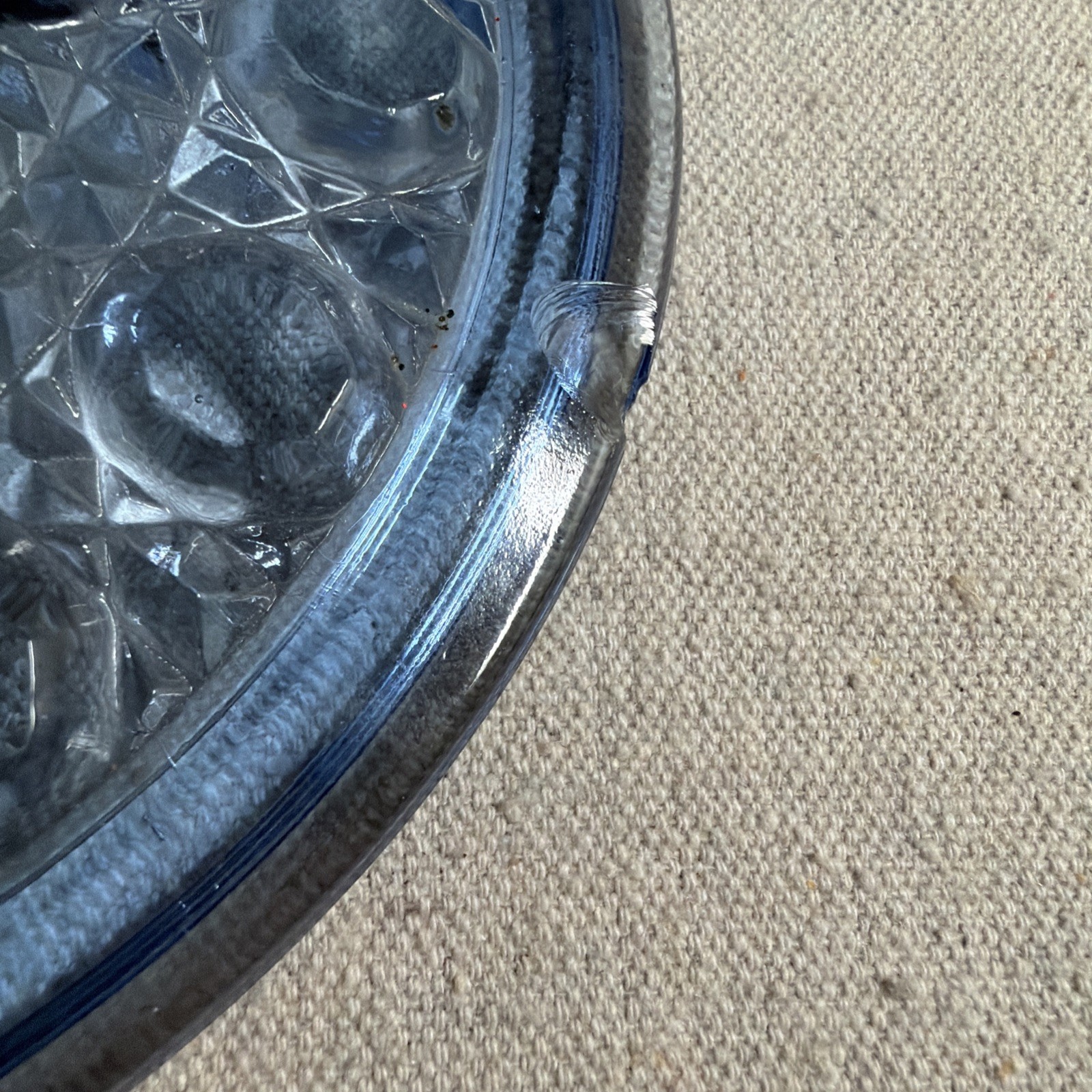 Vintage Indiana Glass Windsor Blue Button 7.5” Candy Dish With Lid