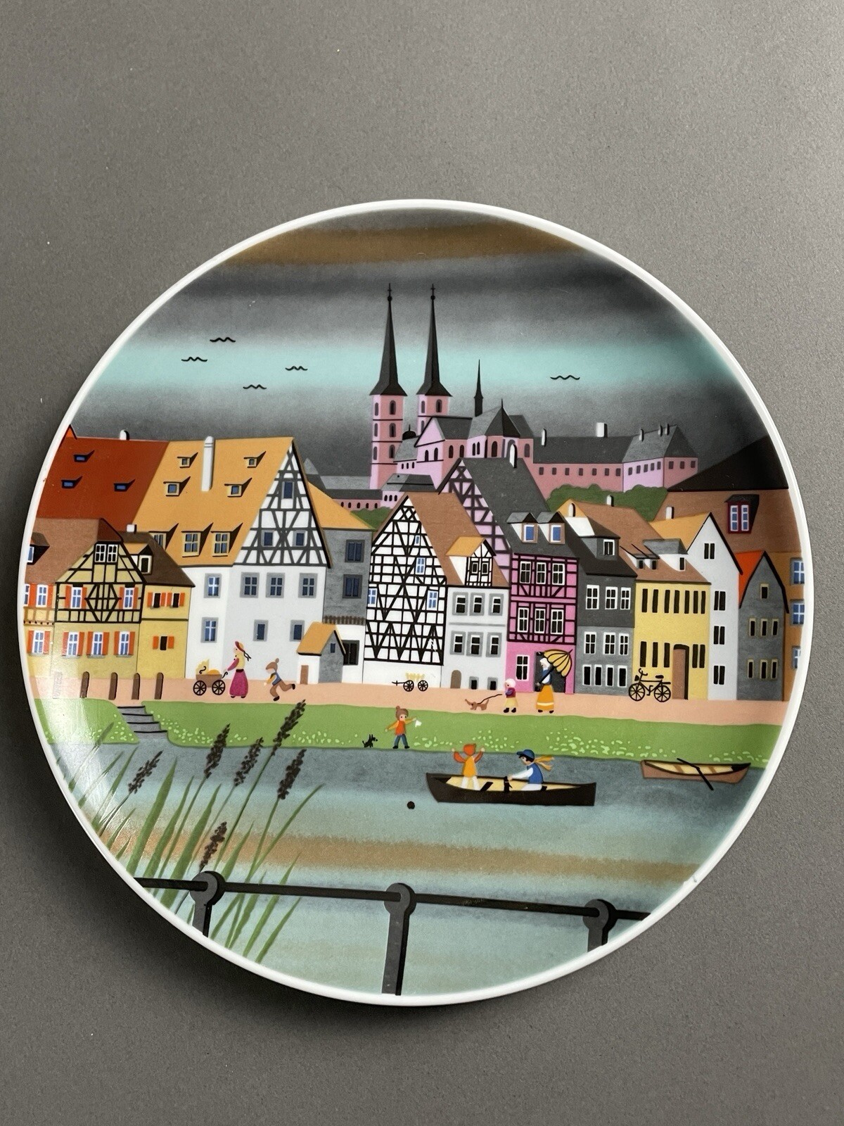 KPM GERMANY PLATE BAMBERG BARBARA FURSTENHOFER 7 7/8″ Porzellan