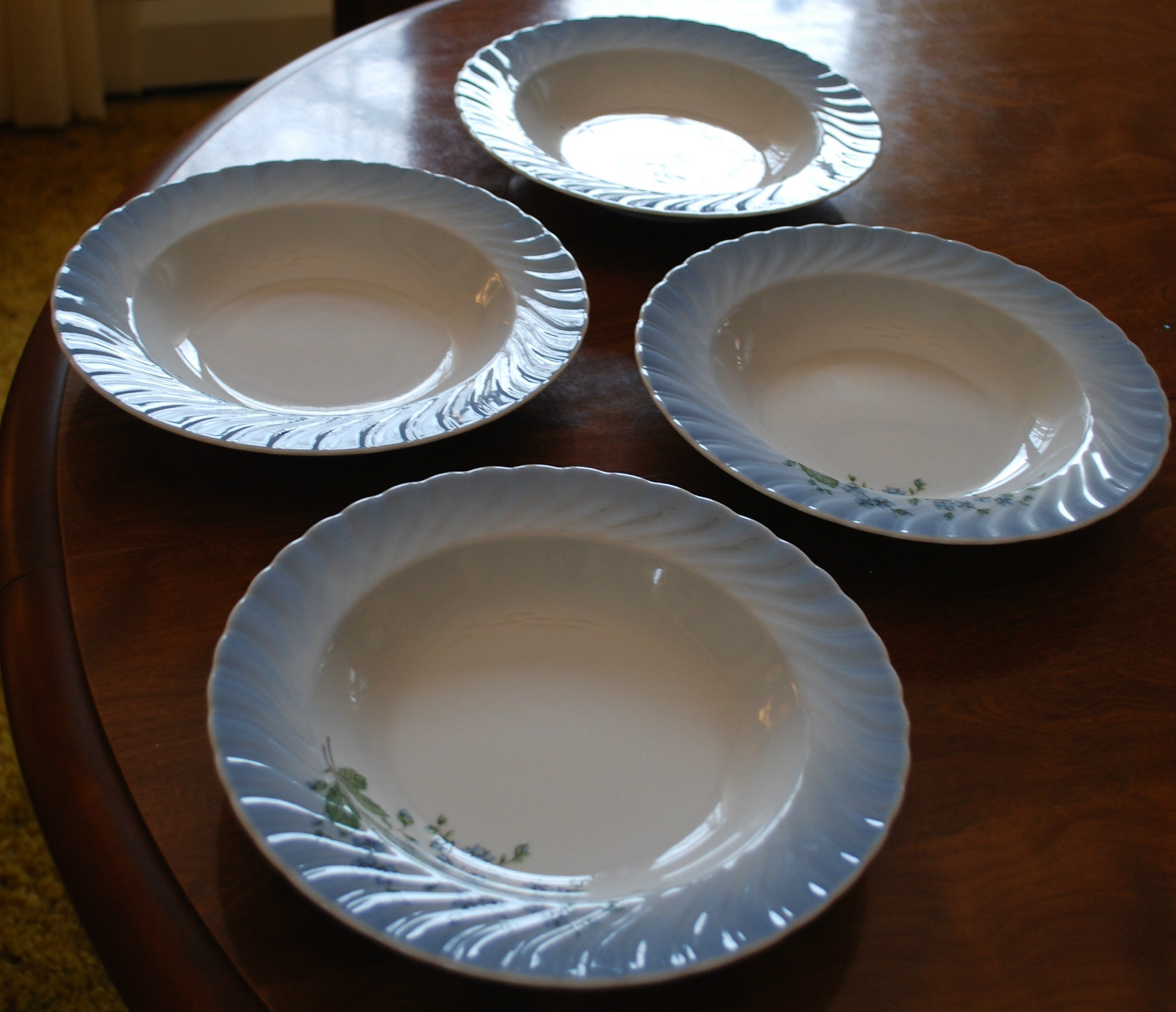 Vtg Set 4 Soup Bowls BLUE FADE FLOWERS 9″ Christineholm Porcelain SCALLOPED RIM