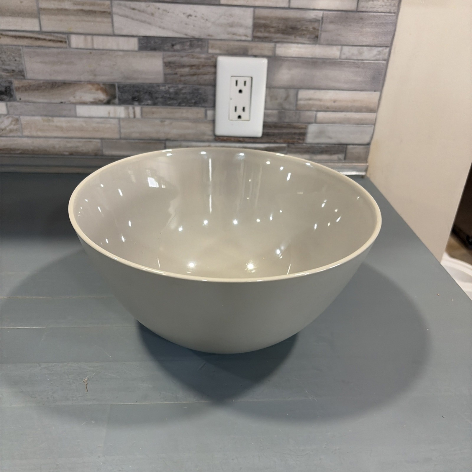 Vera Wang Wedgewood Bowl Large Serving Bowl