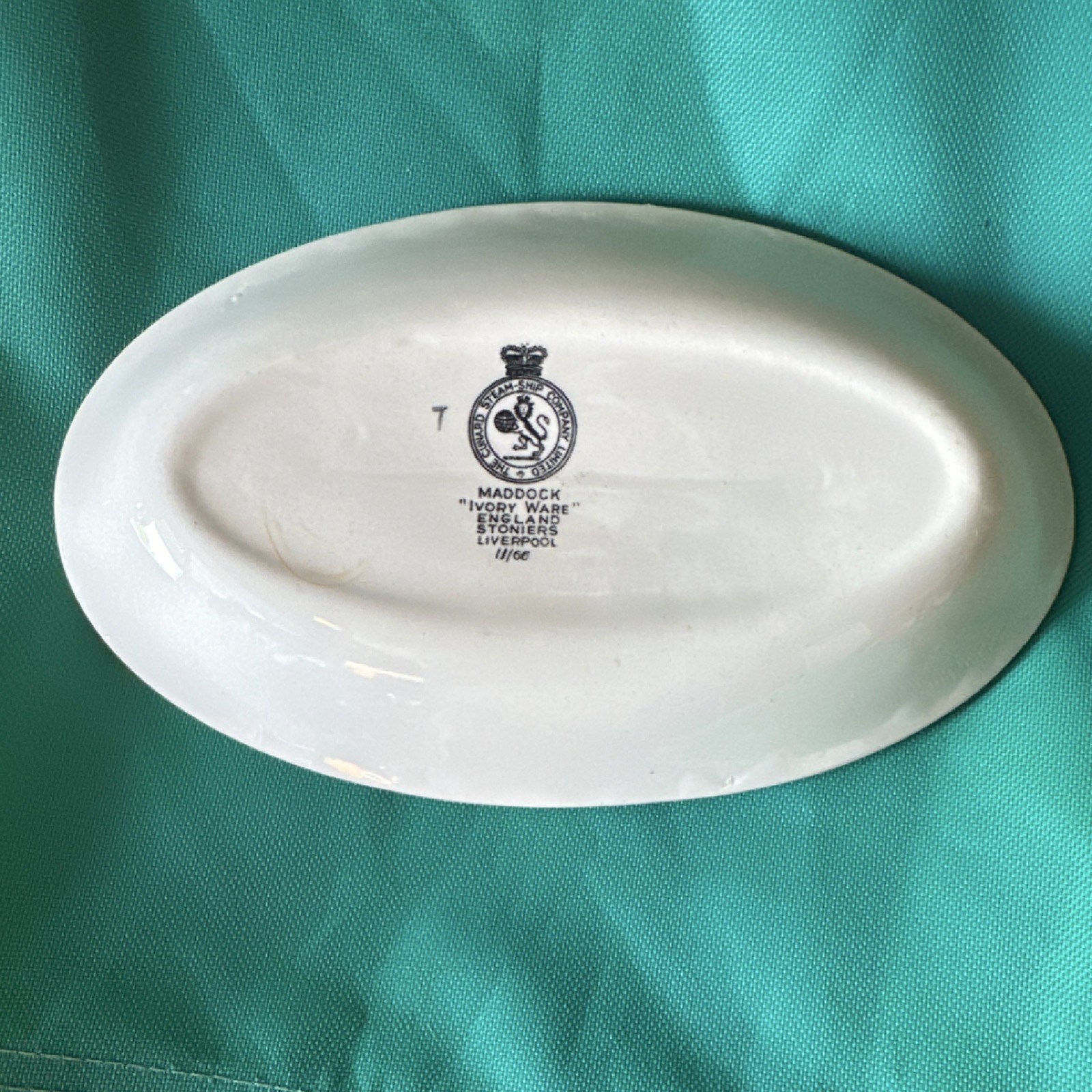 Maddock Ivory Ware Oval Stoneware Platter Ivory White Glossy England
