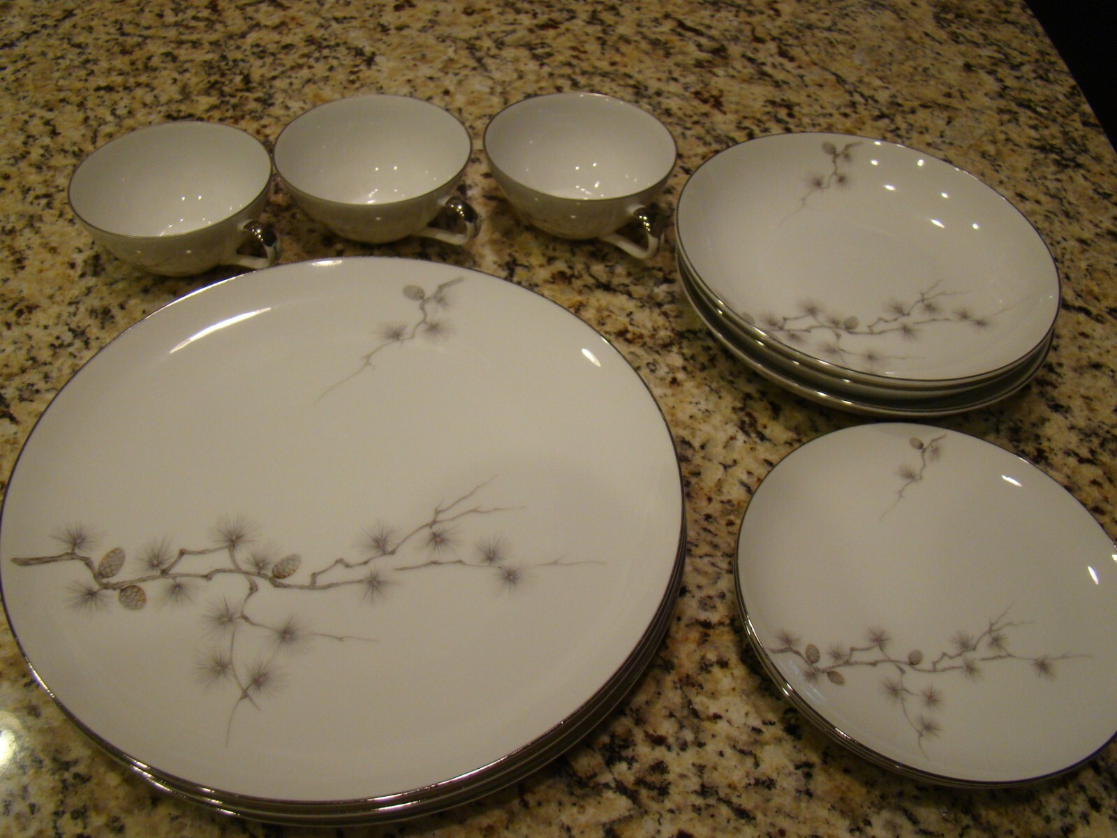 Vintage Mikasa Fine China Yamato Japan – Sendai #6168- Four Piece Place Setting