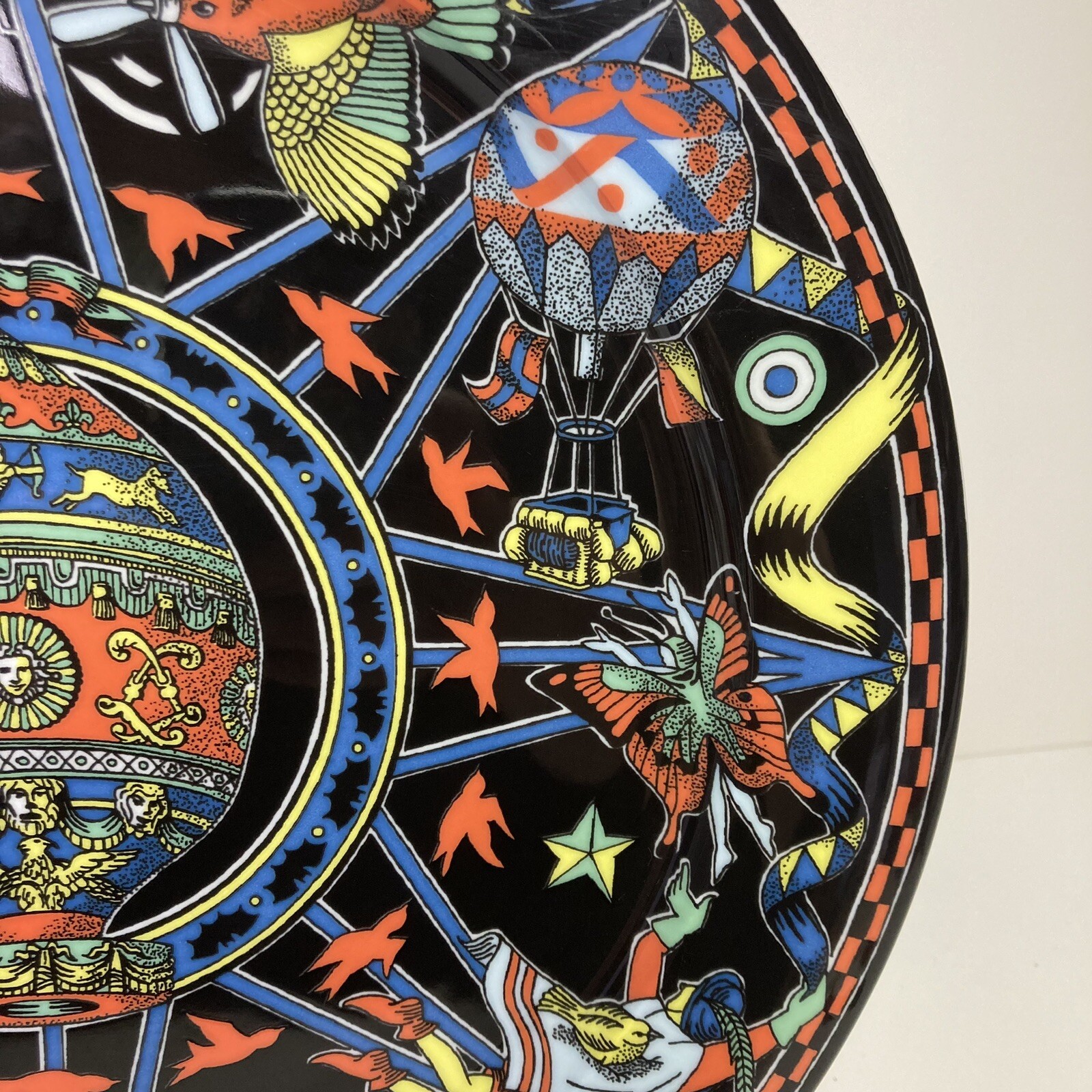 BOPLA Langenthal 12.25″ Charger / Chop Plate VOYAGE FLYING Hot Air Balloon Black