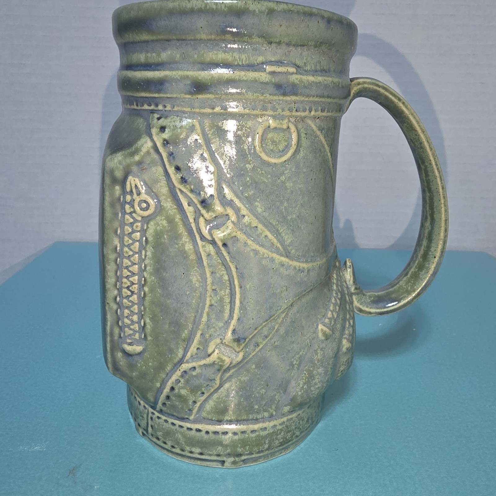 Beta Diseno Hand made pottery studio art mug Golf Bag Spain vtg green glaze