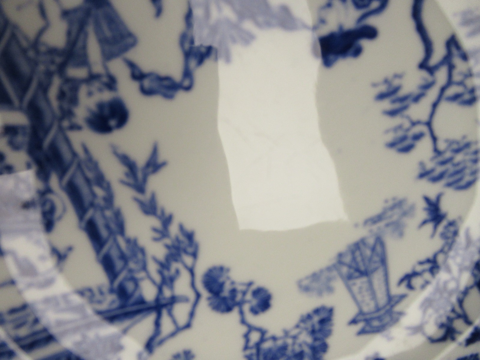 (1) Royal Crown Derby England China Blue Mikado Lunch Plate 8 1/4″ Excellent
