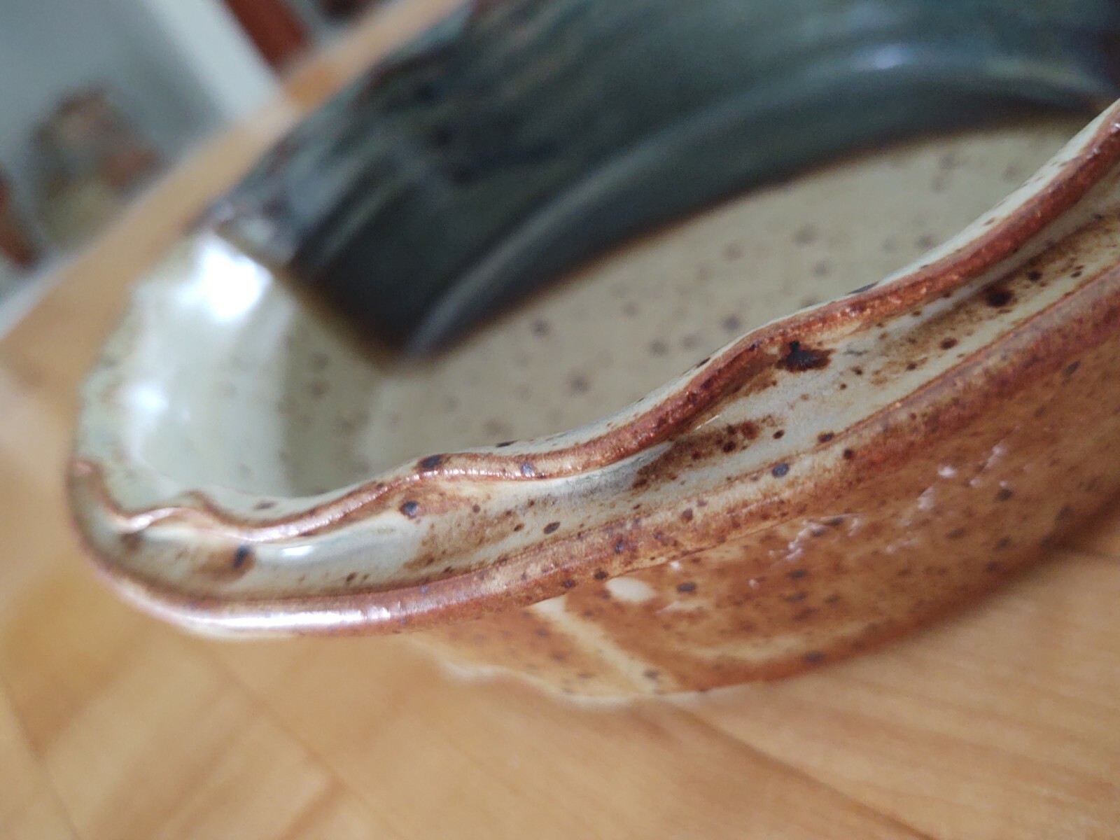 VTG Studio Pottery Earthenware Ceramic Stoneware Bowl Scalloped Edge Signed M-M