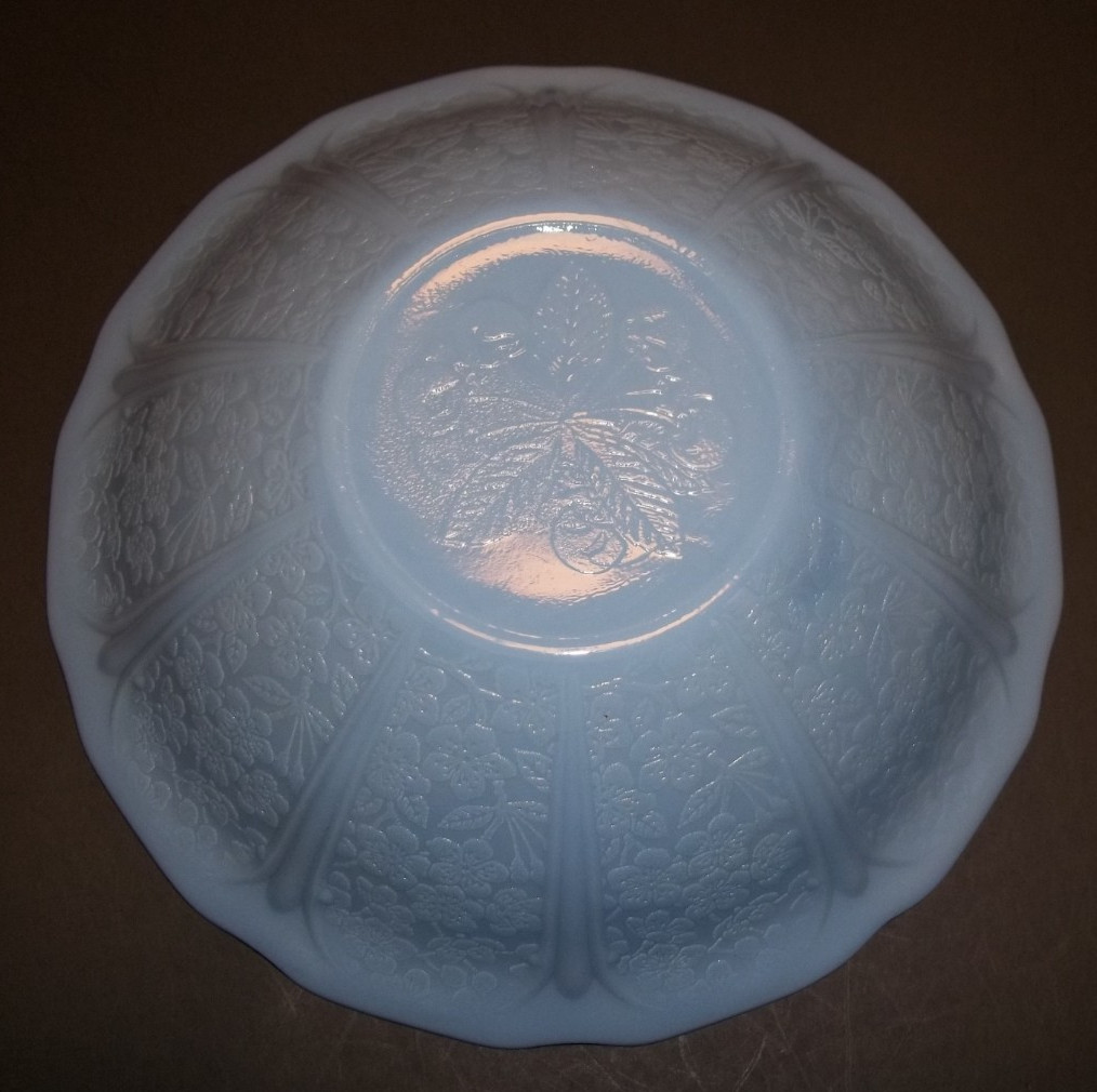 Vintage 8 1/2″ Large Fruit Bowl Cherry Blossom Delphite by Jeannette