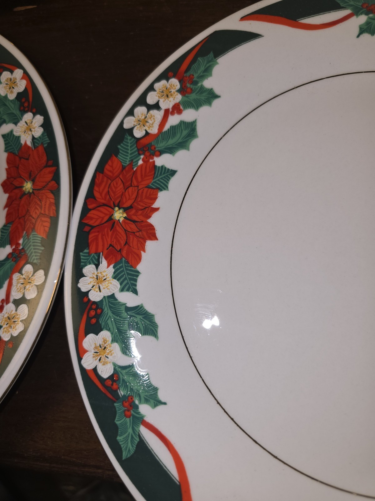 NIB VTG Tienshan”Deck The Halls”16pc Christmas Poinsettia Dinnerware Fine China