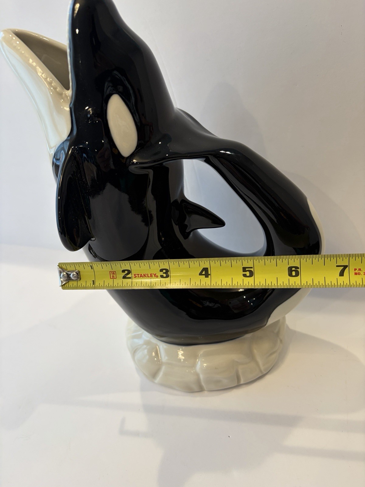 Wade Ceramics Gluggle Jug Orca Killer Whale Black White XL 10” Pitcher Fish Vase