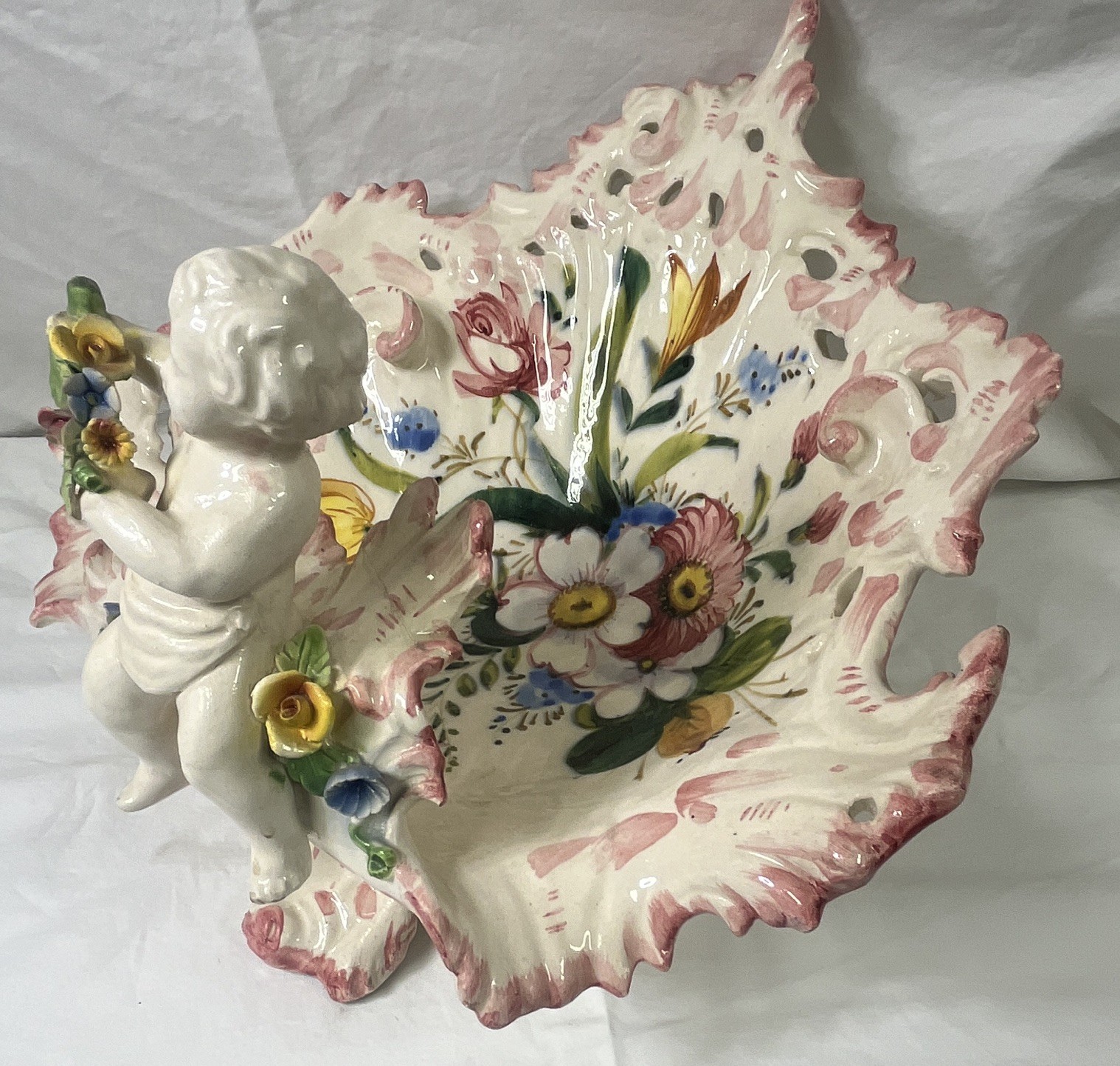 Vintage Ceramic Capodimonte Floral/Cherub Centerpiece Bowl Free Shipping