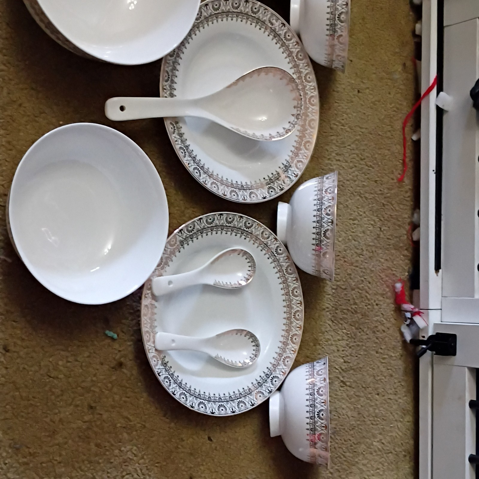 Ceramic Dinner Set White Gold Decorative Border Bowls Plates Spoons Glossy Round