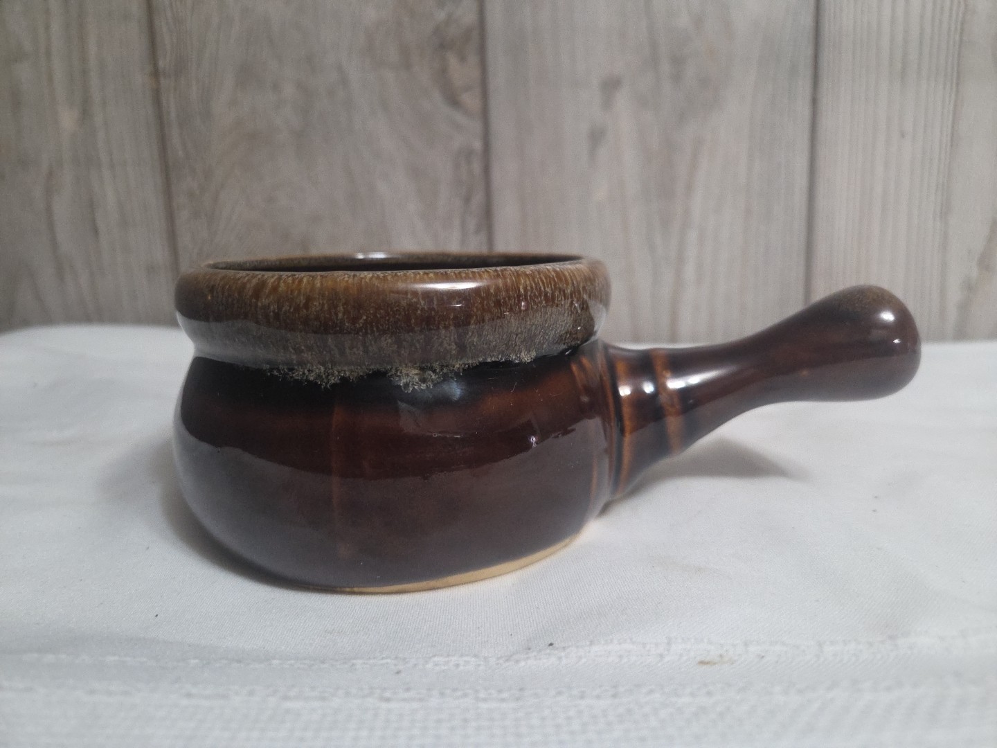 UNMARKED Pottery Brown Drip Glaze Handled SOUP / CHILI BOWL, no lid, just 1, VTG
