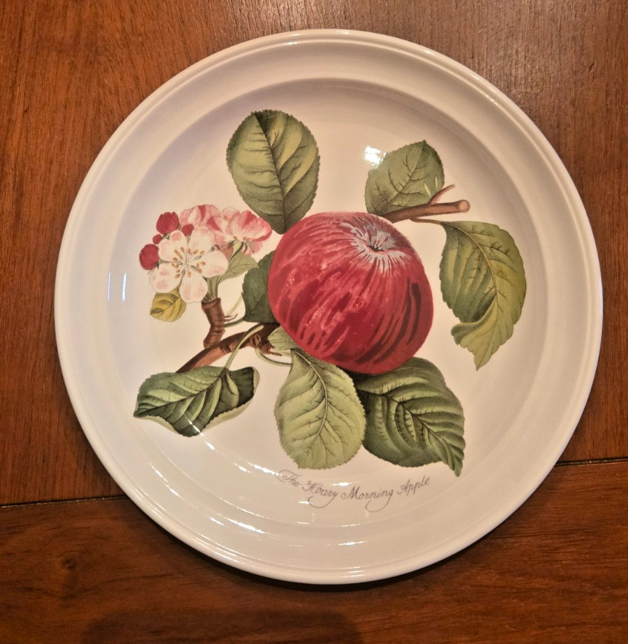 Set Of 4 Portmeirion Pomona England 8 5/8” Salad Plates Apple Plum Pear Currant