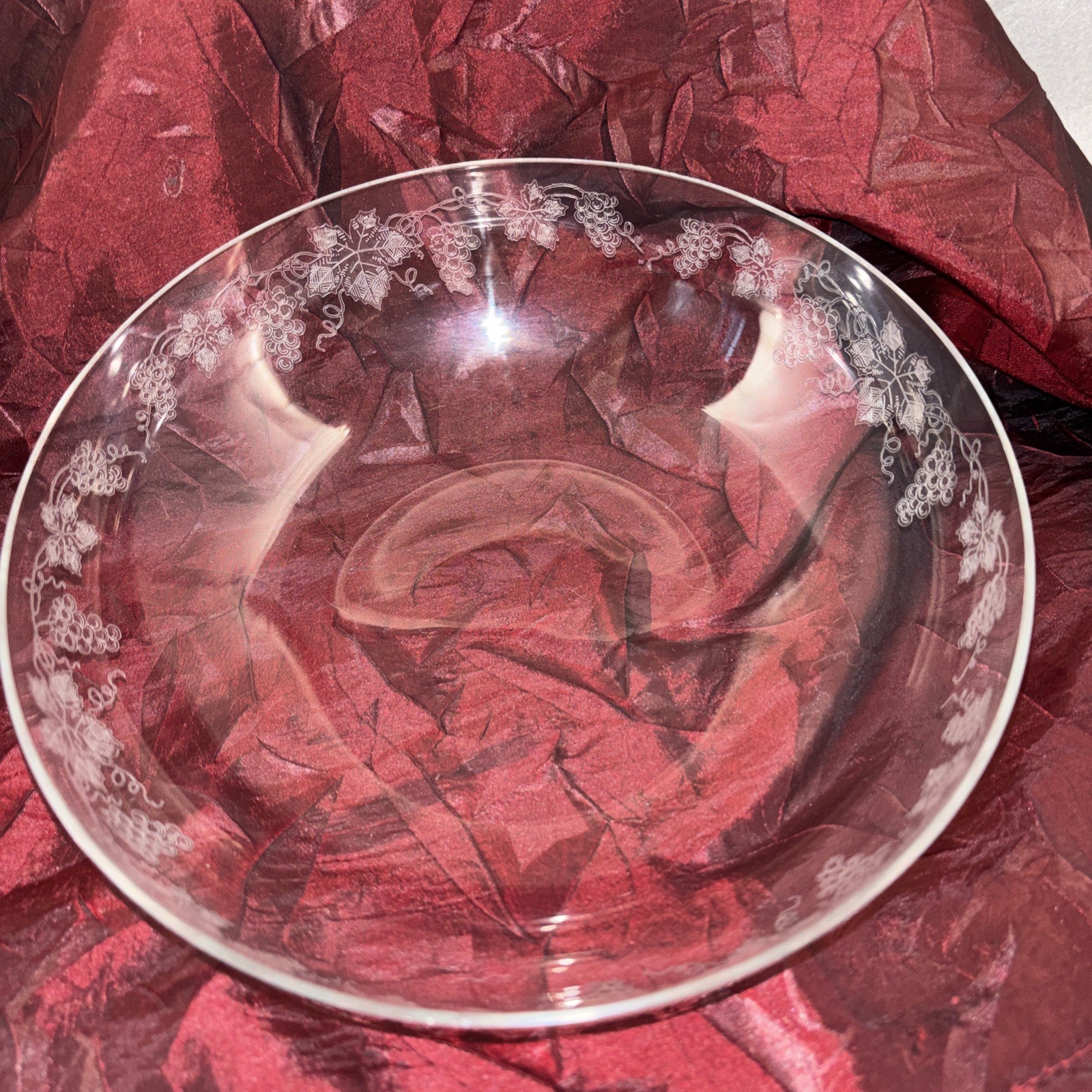 Vintage Fostoria Large Thin Blown Glass Fruit Bowl Etched Grapes And Leaves EUC