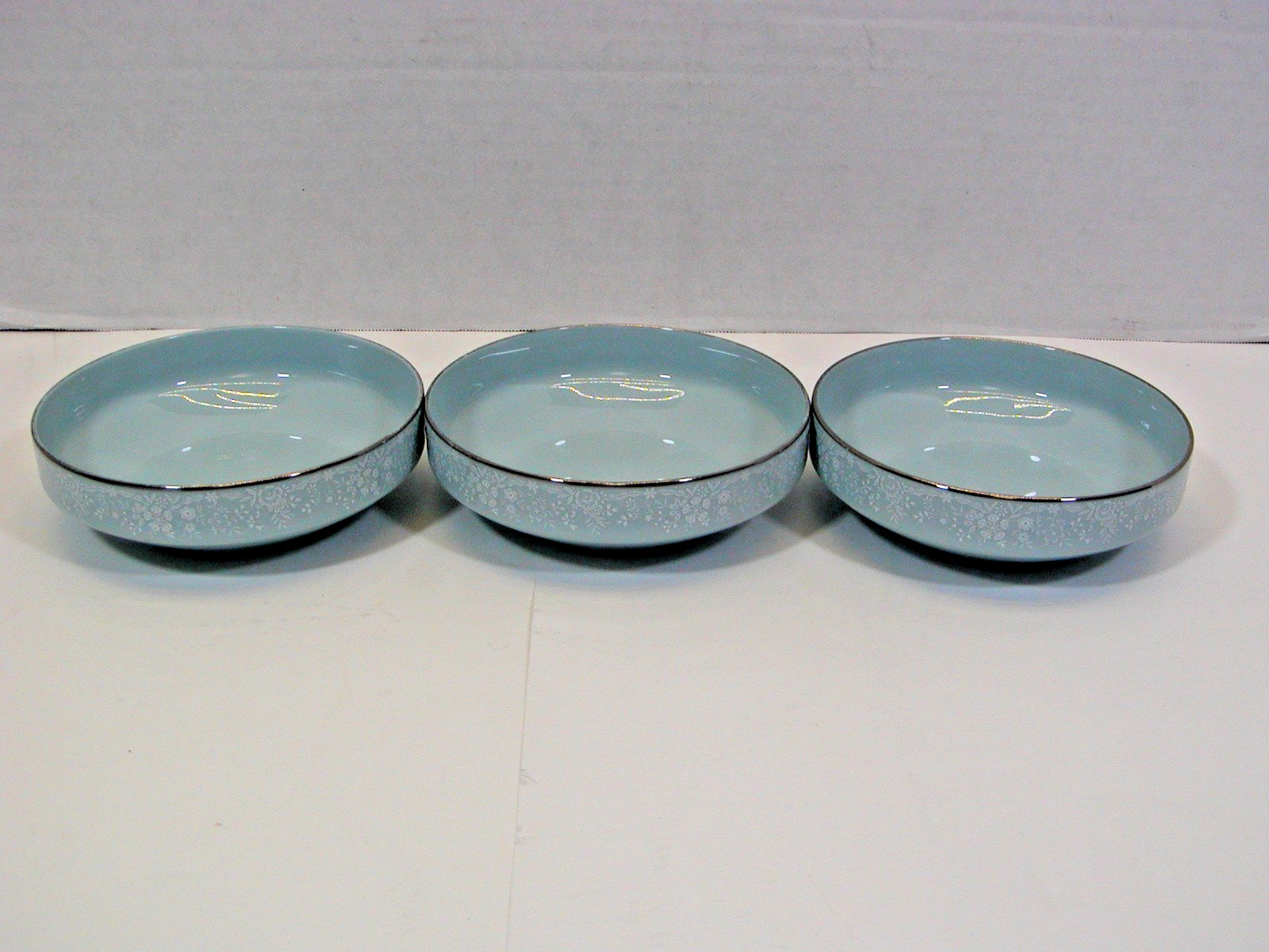 3 NORITAKE FIDELITY 5″ BERRY DESSERT BOWLS