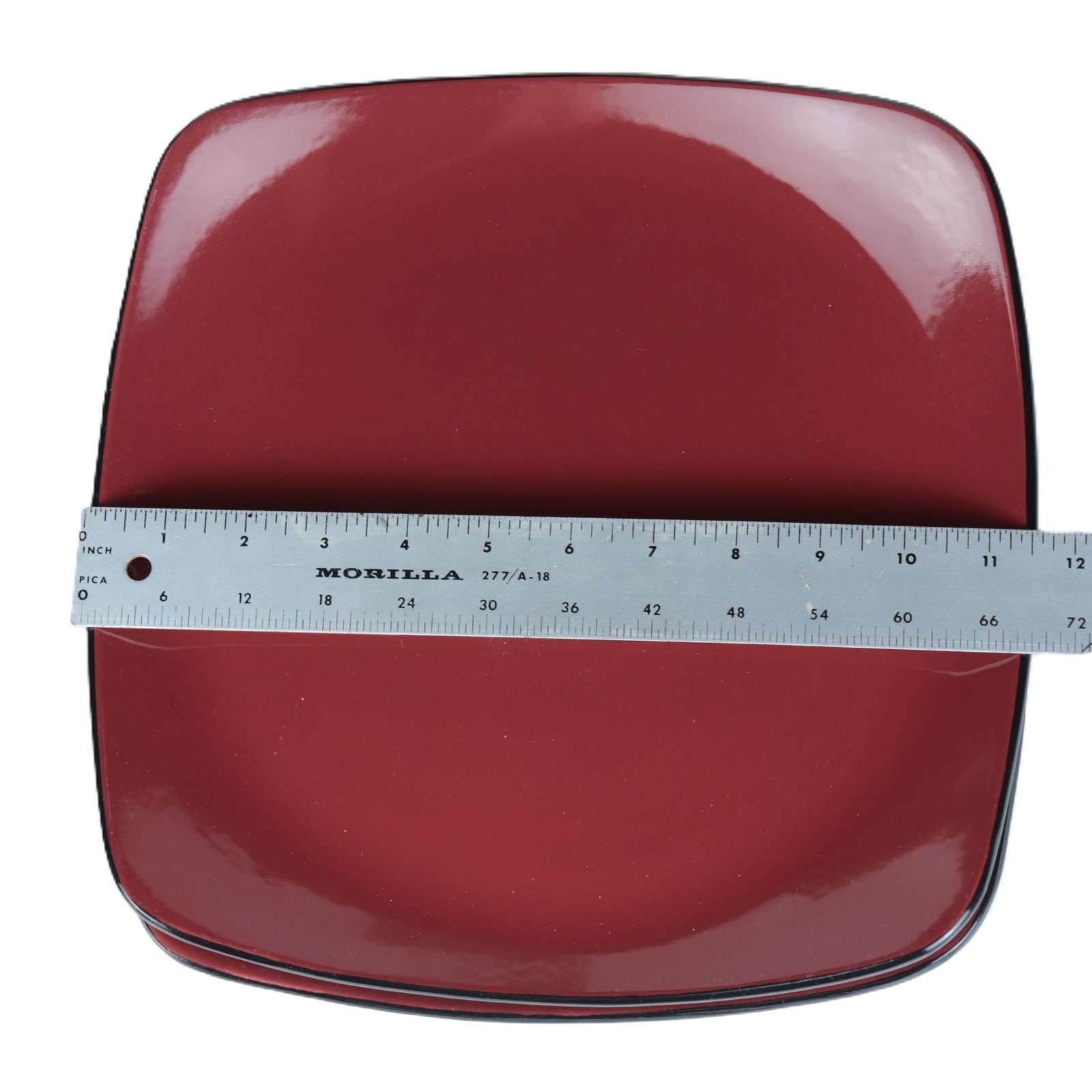 Corelle Hearthstone Square Dinner Plates – Chili Red/Black – 11 3/4″ – Set of 2