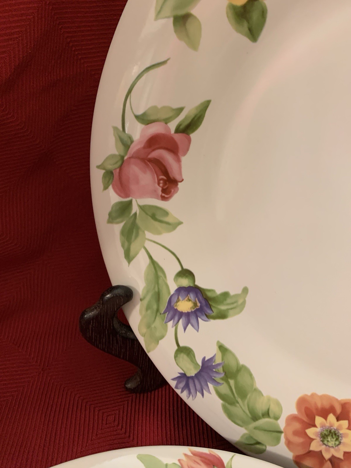 Pfaltzgraff EMMA Floral 12″ Chop Plates/Chargers/Serving Platters Set of 2