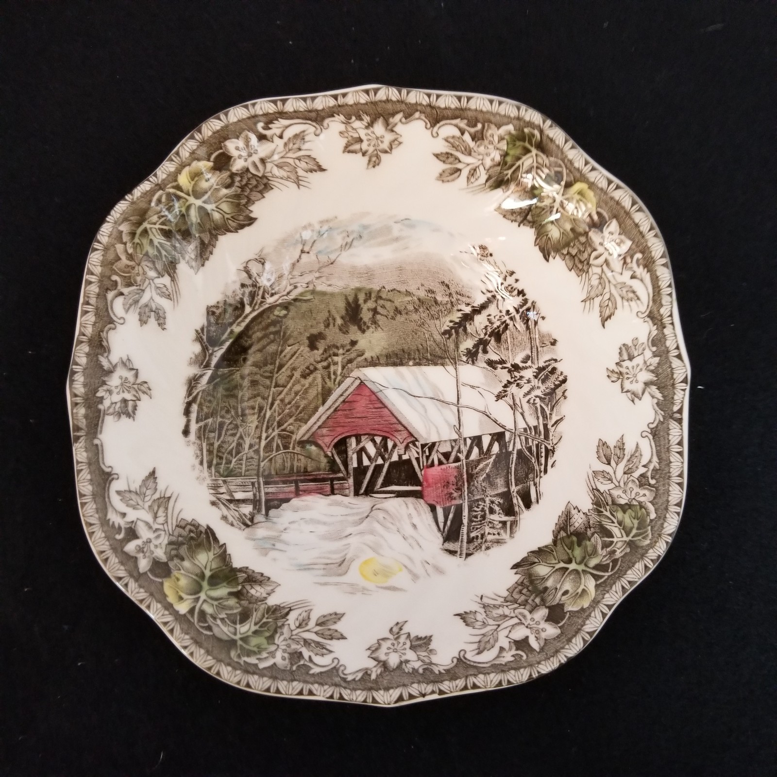 Six 6 1/4″ Johnson Bros Friendly Village Covered Bridge Cereal Fruit Bowls